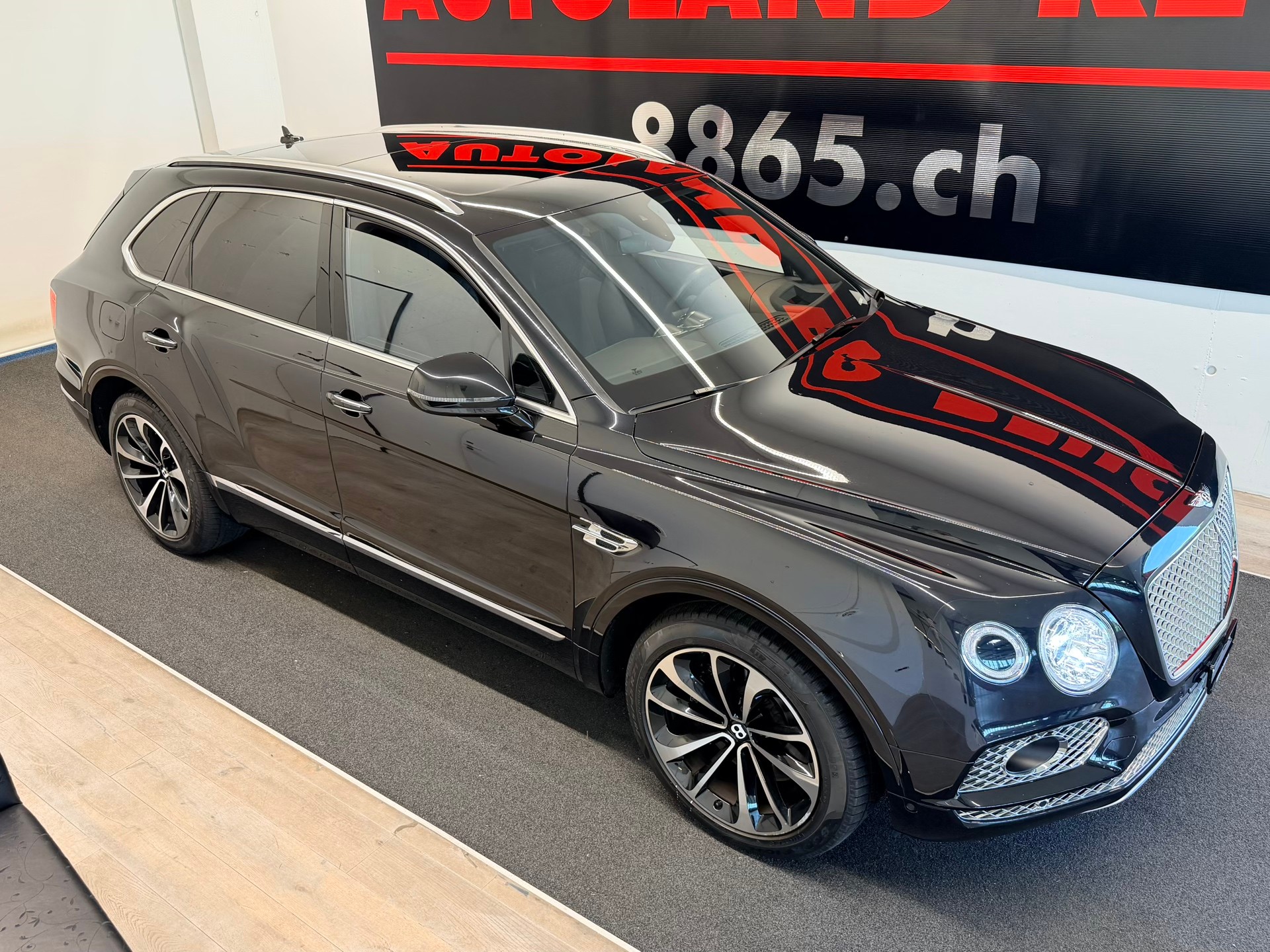 BENTLEY Bentayga W12-image-4