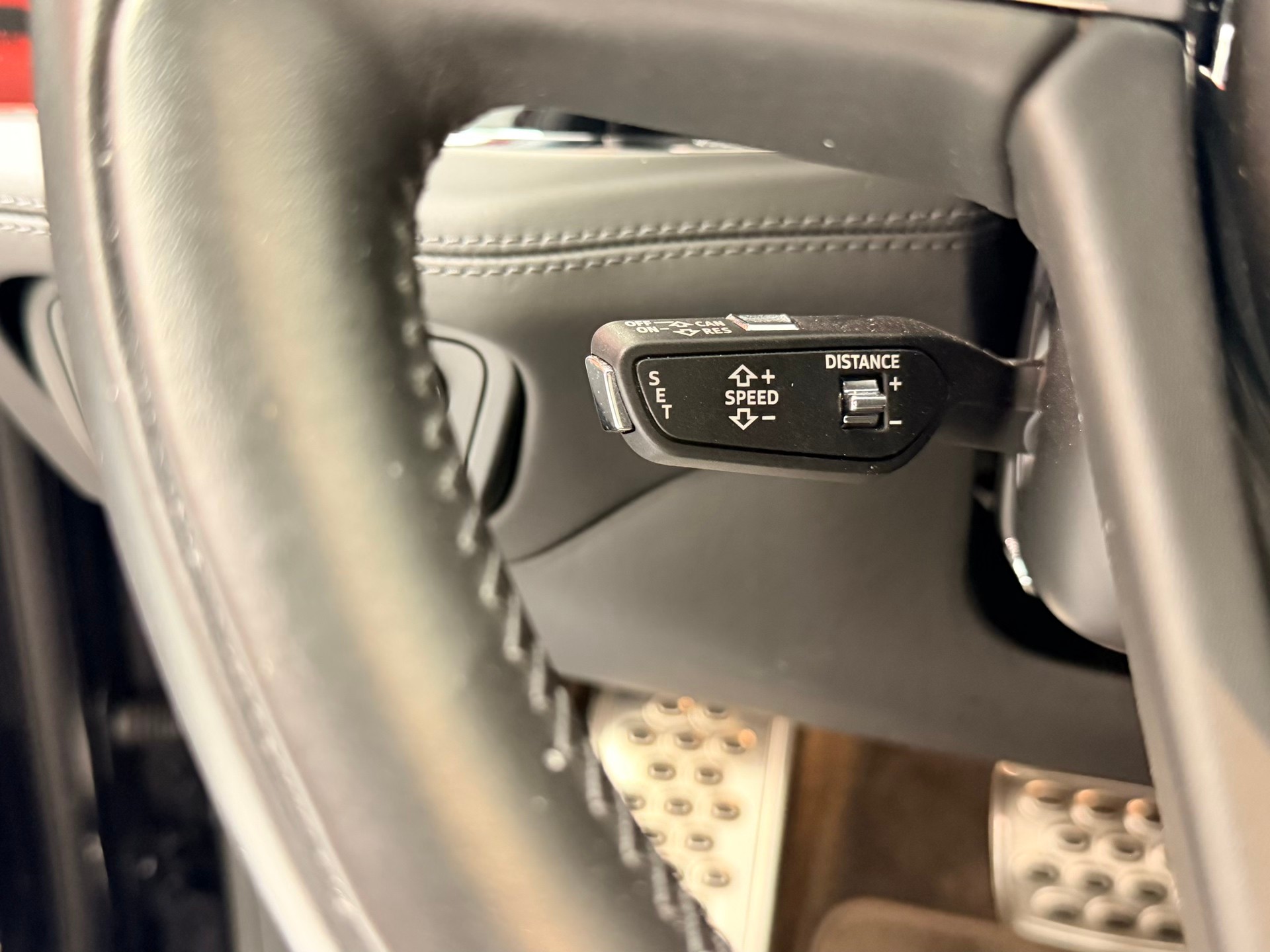 BENTLEY Bentayga W12-image-30