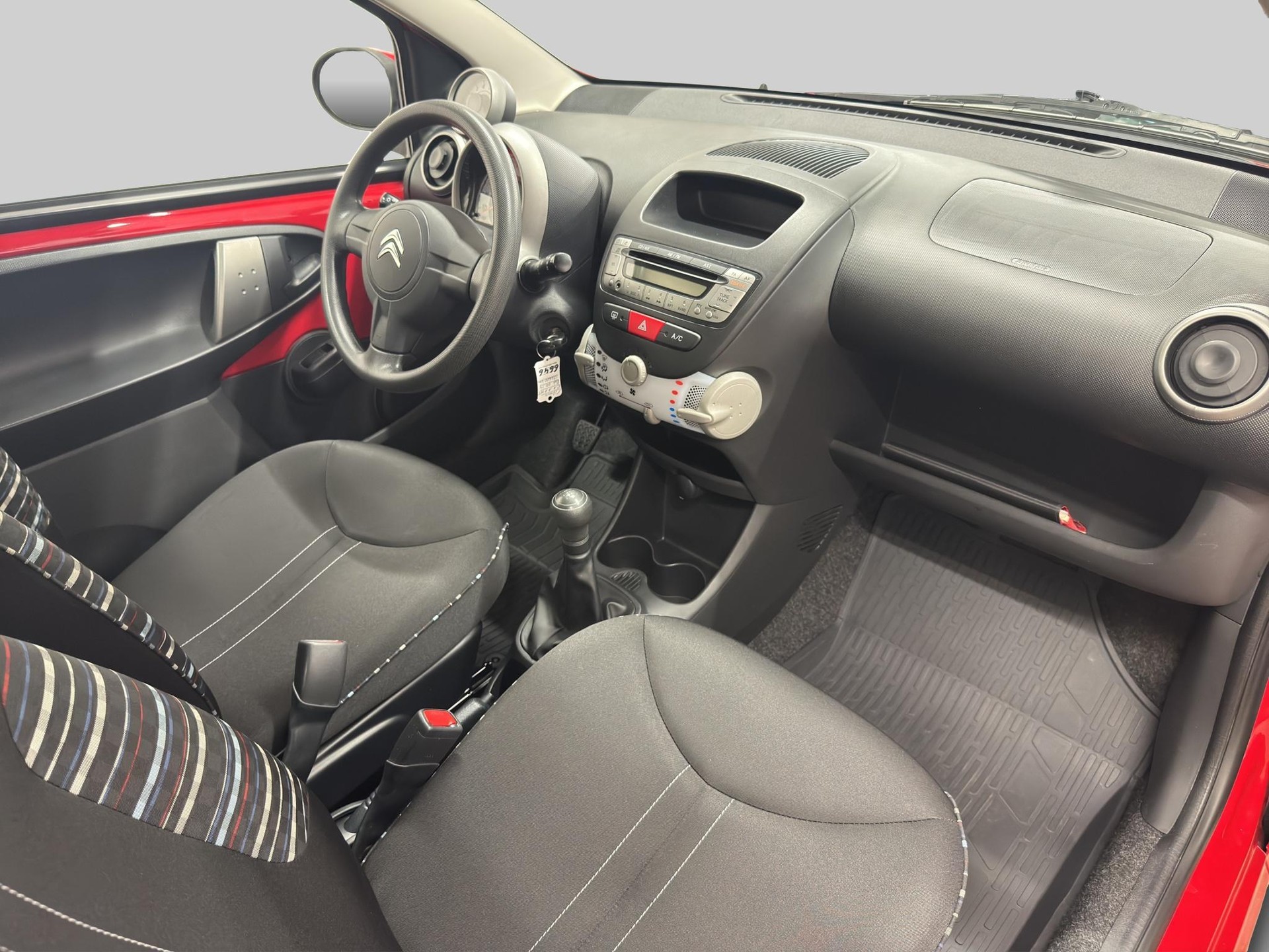 CITROEN C1 1.0i Attraction-image-8