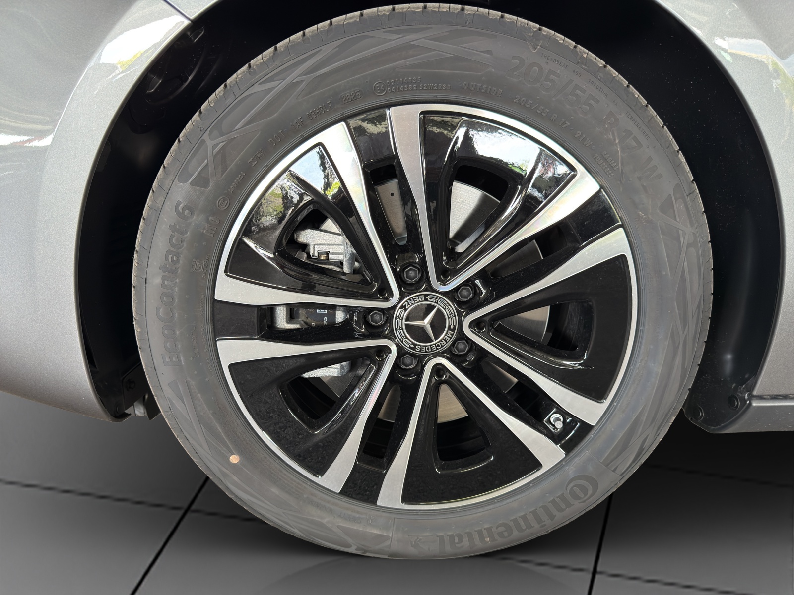 MERCEDES-BENZ A 220 4Matic 8G-DCT-image-6
