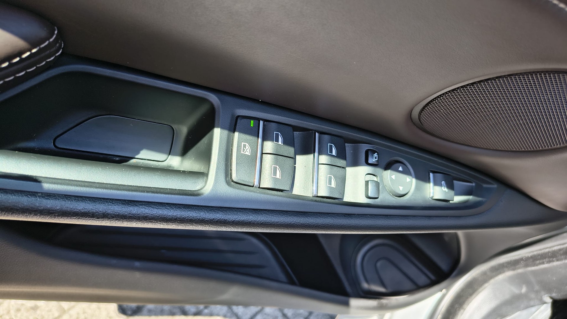 BMW X5 xDrive 40e iPerformance Steptronic-image-15