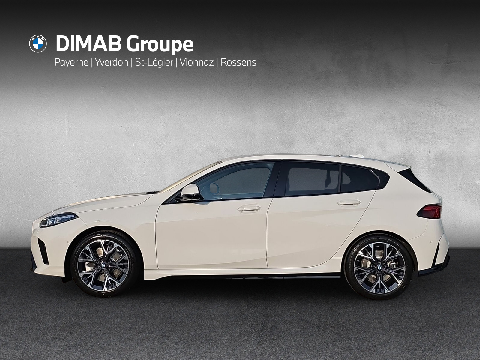 BMW 123 xDrive M Sport Steptronic **Action de leasing à 0.0%**-showroom-element-1