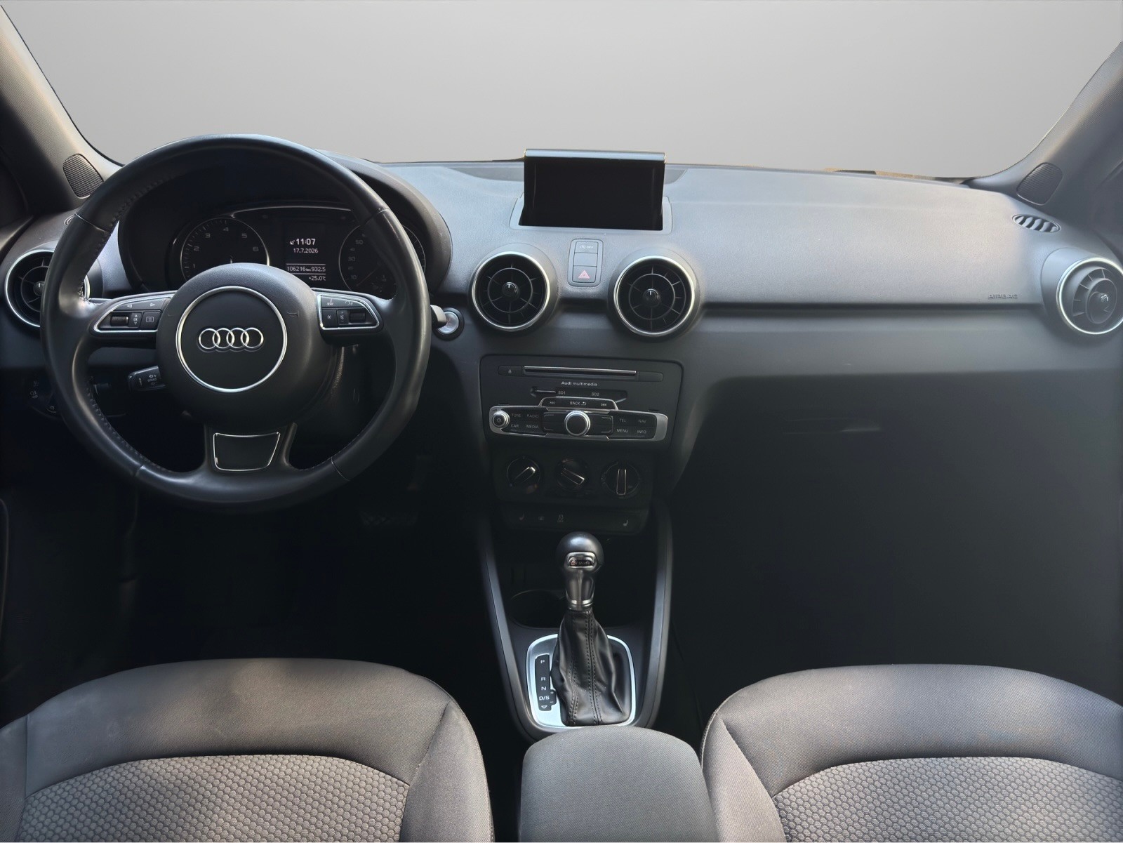 AUDI A1 Sportback 1.0 TFSI S-tronic-image-8