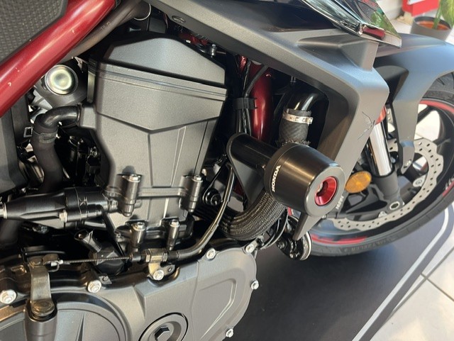 HONDA CB 750 Hornet (35kW)-image-2