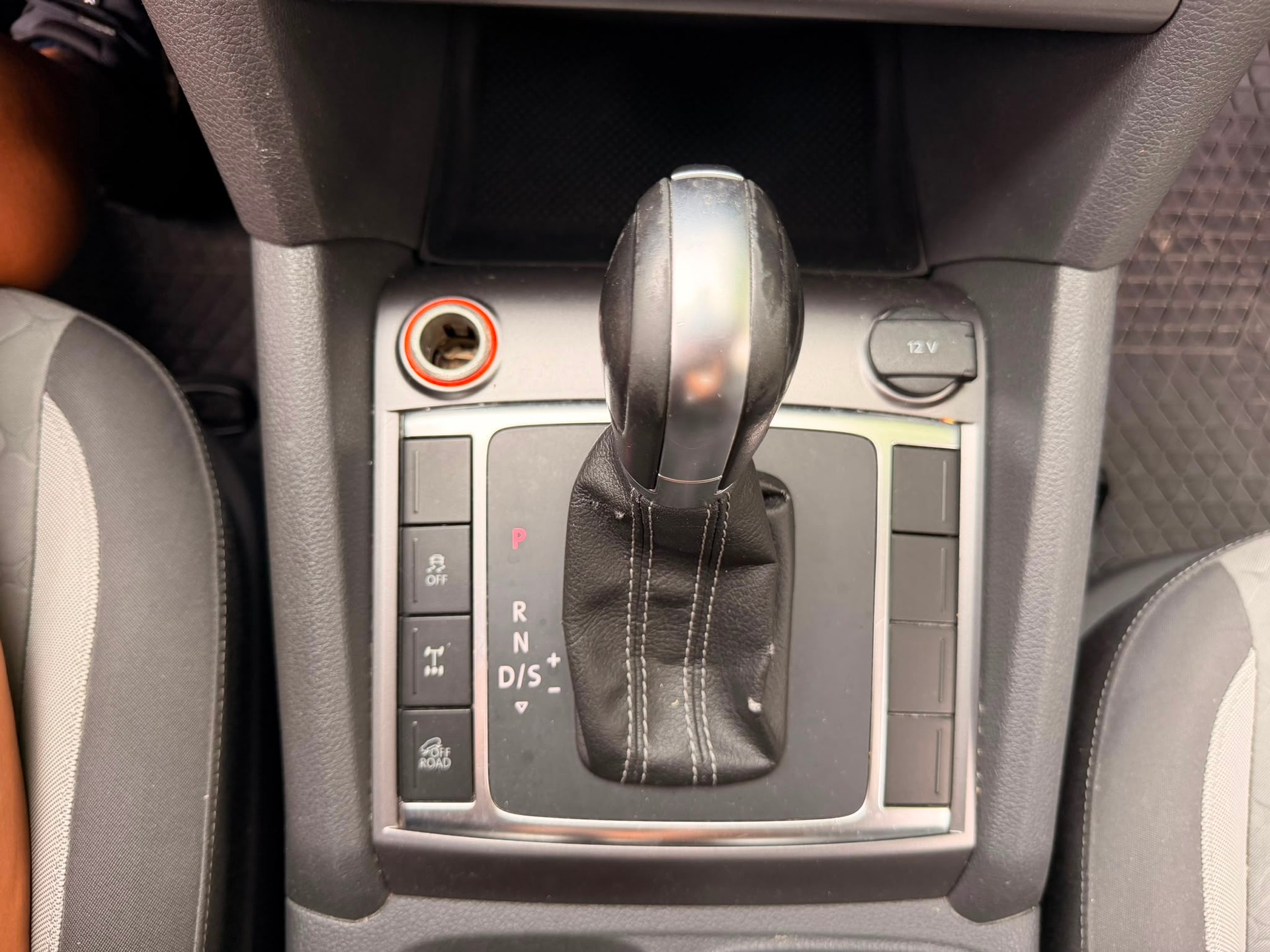 VW Amarok 2.0BiTDI Atacama 4Motion permanent A-image-21