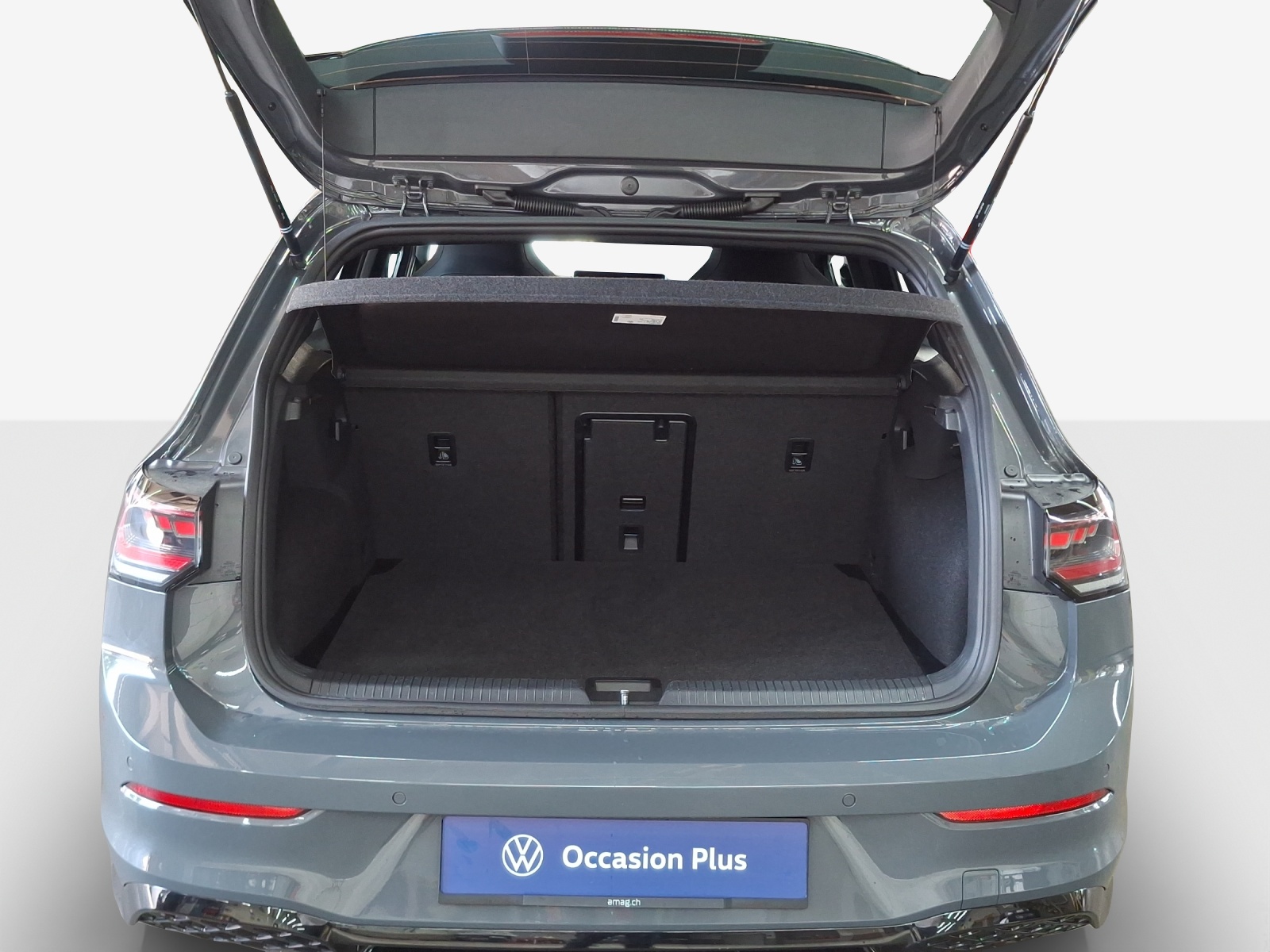 VW Golf 2.0 TSI R-Line DSG 4 Motion-image-12
