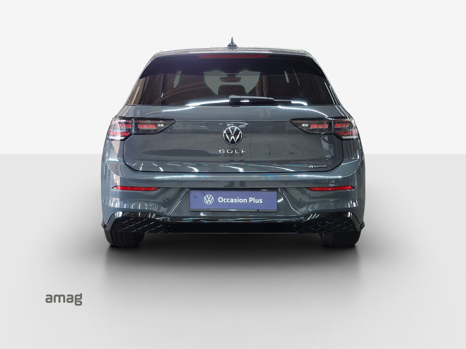 VW Golf 2.0 TSI R-Line DSG 4 Motion-showroom-element-3