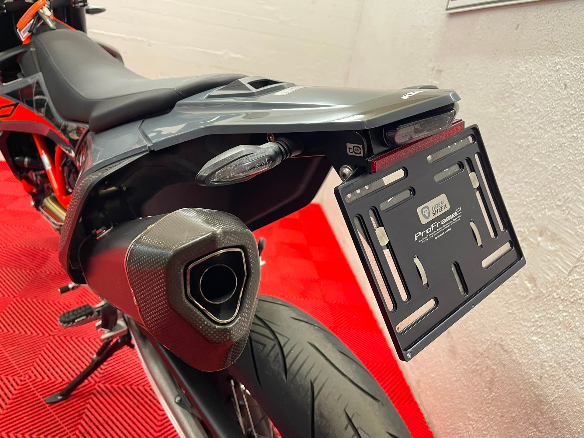 KTM 690 SMC R-image-7