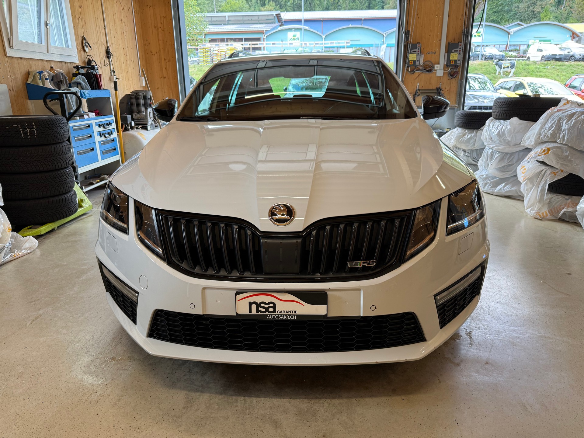 SKODA Octavia Combi 2.0 TDI RS 4x4 DSG-showroom-element-1