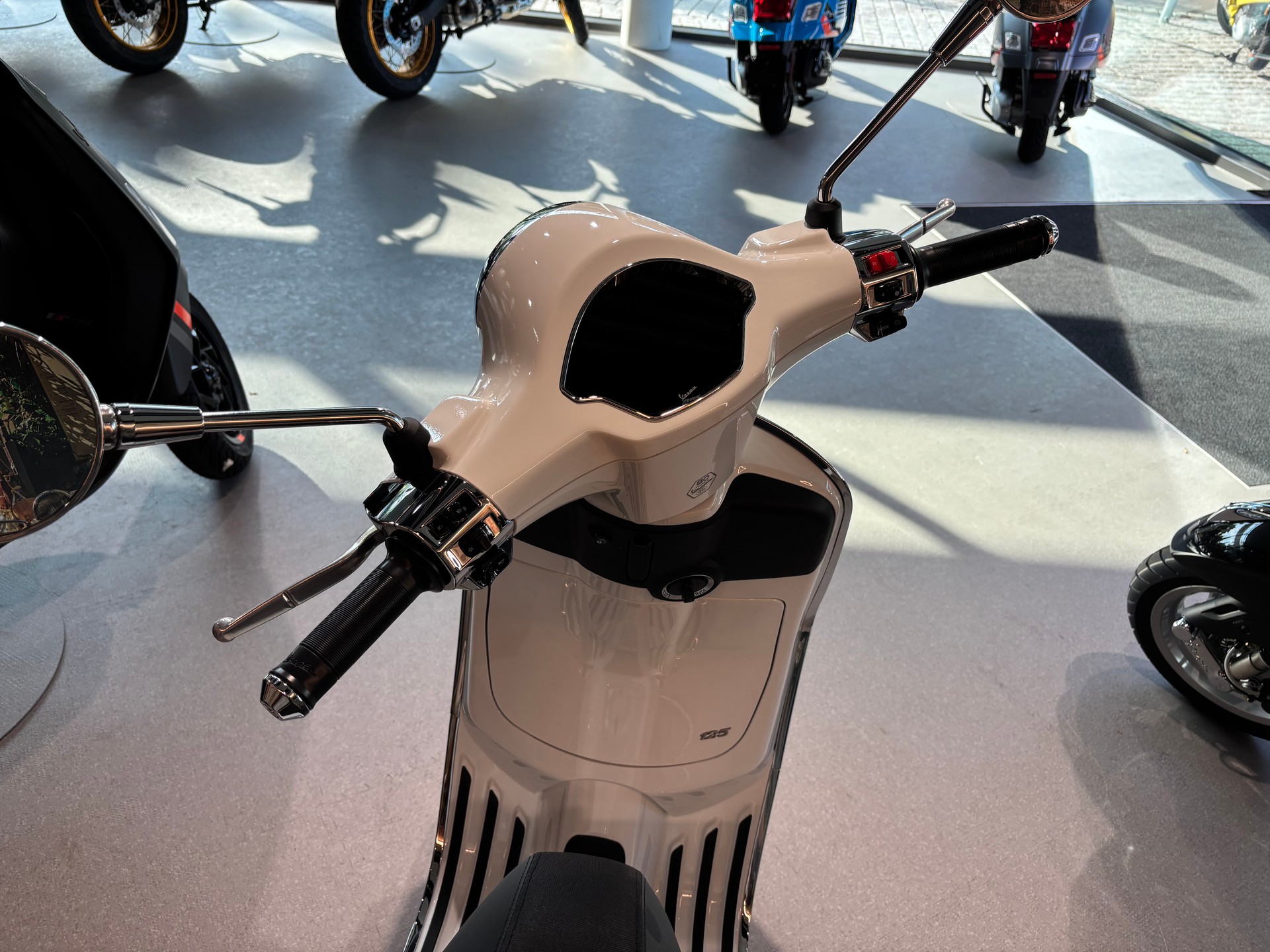 PIAGGIO Vespa Primavera 125 Euro 5+-image-6