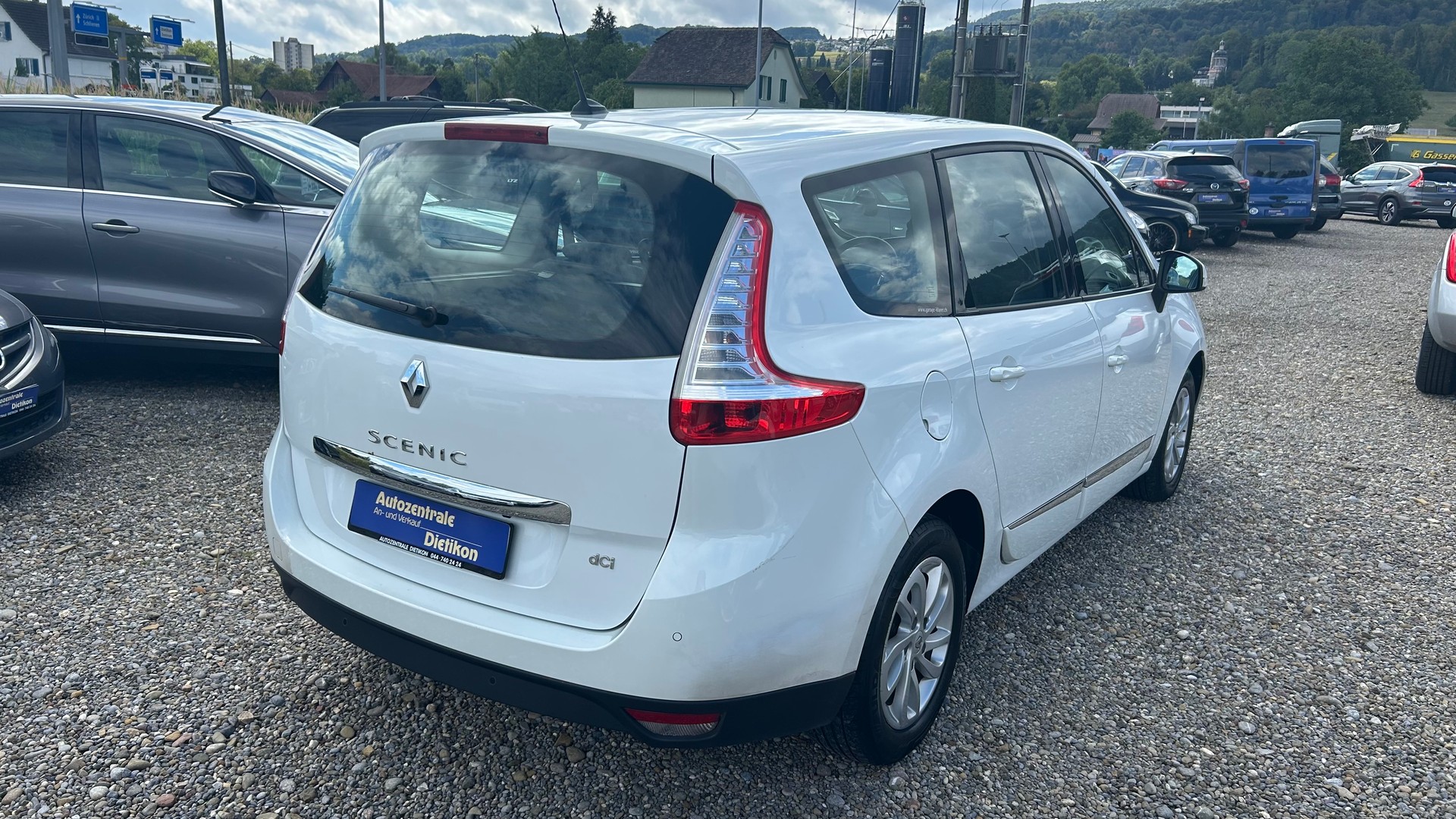 RENAULT Grand Scénic 1.5 dCi Dynamique EDC-image-15