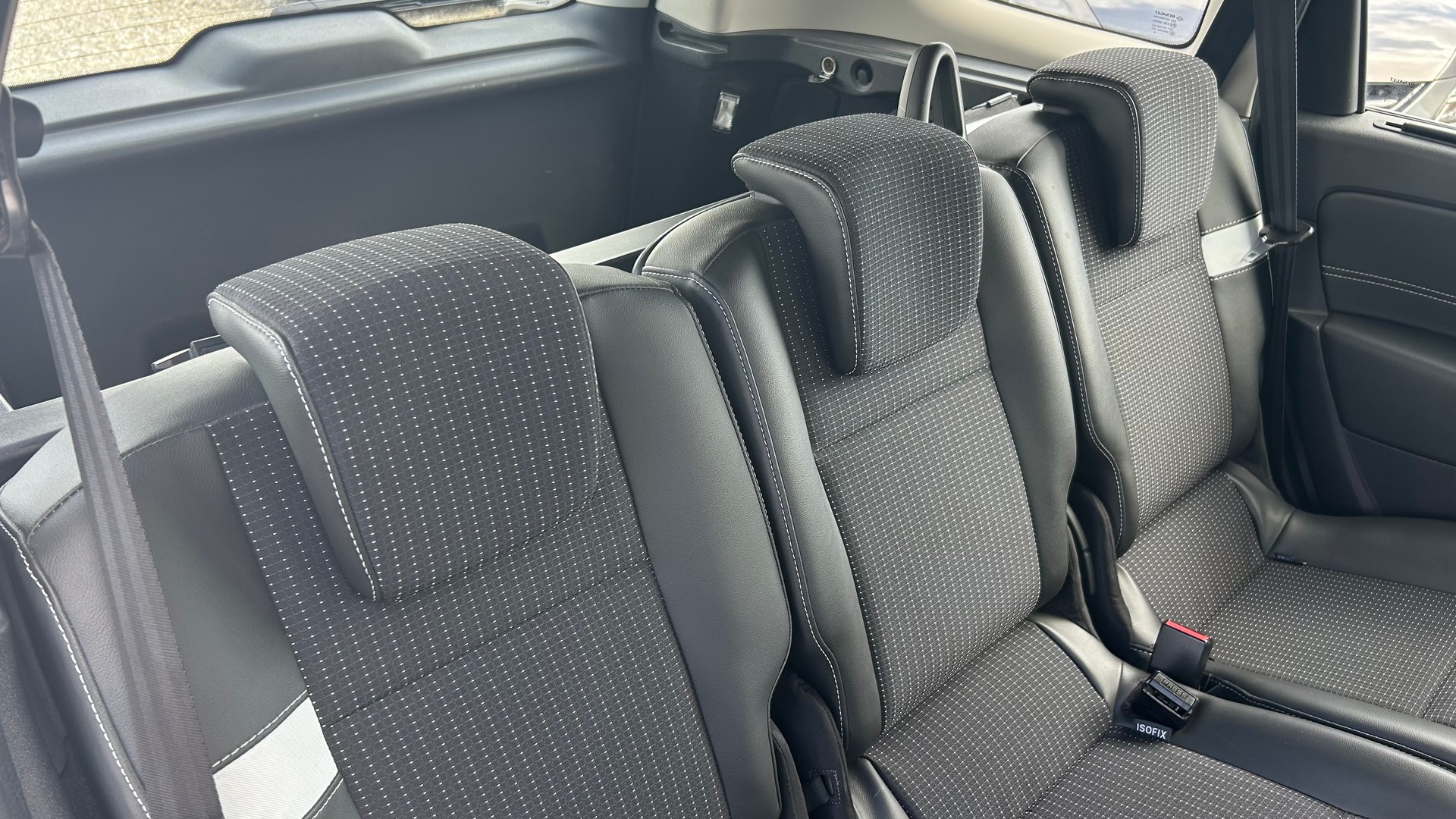 RENAULT Grand Scénic 1.5 dCi Dynamique EDC-image-23