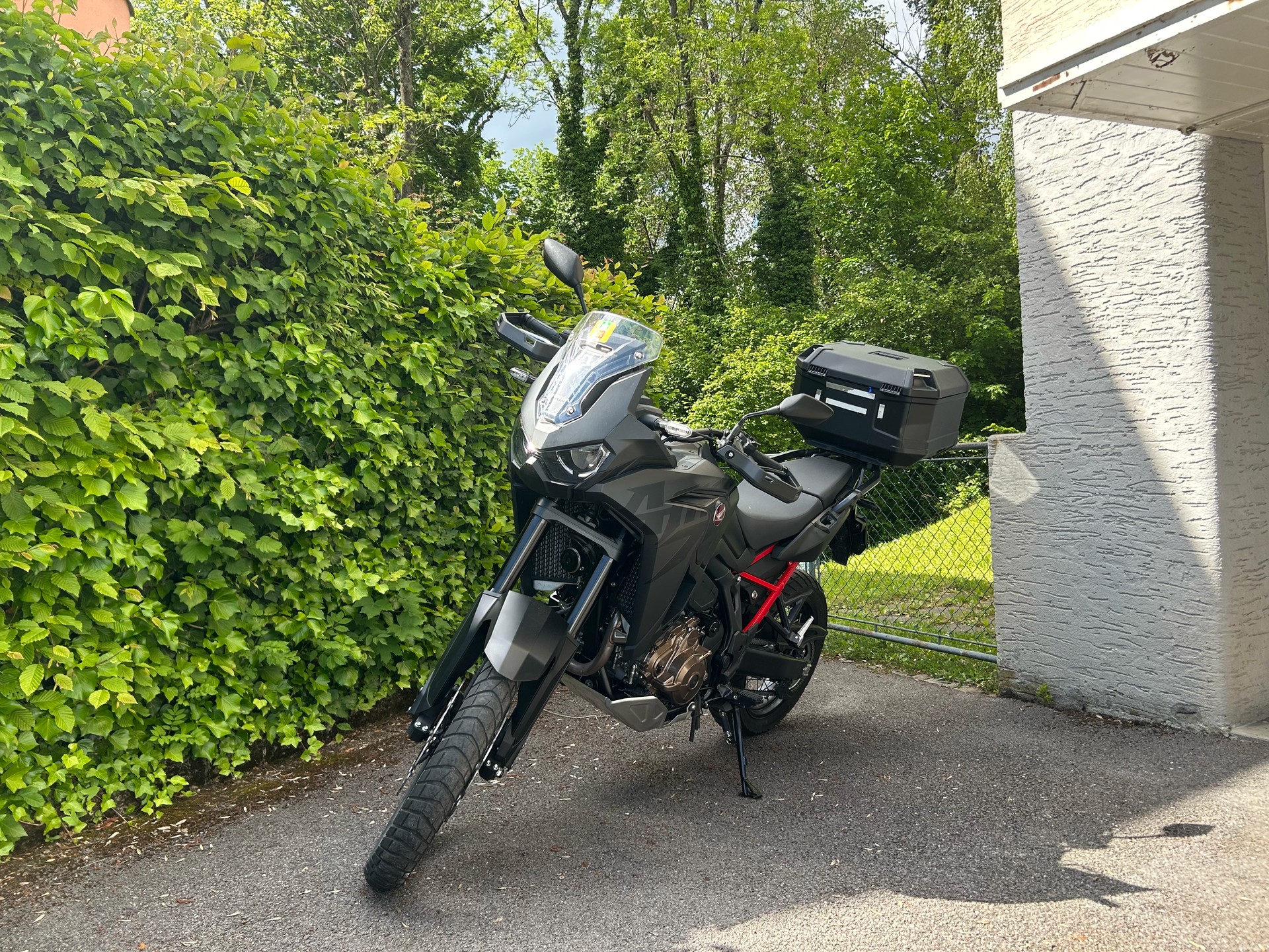 HONDA CRF 1100 DCT Africa Twin-image-1