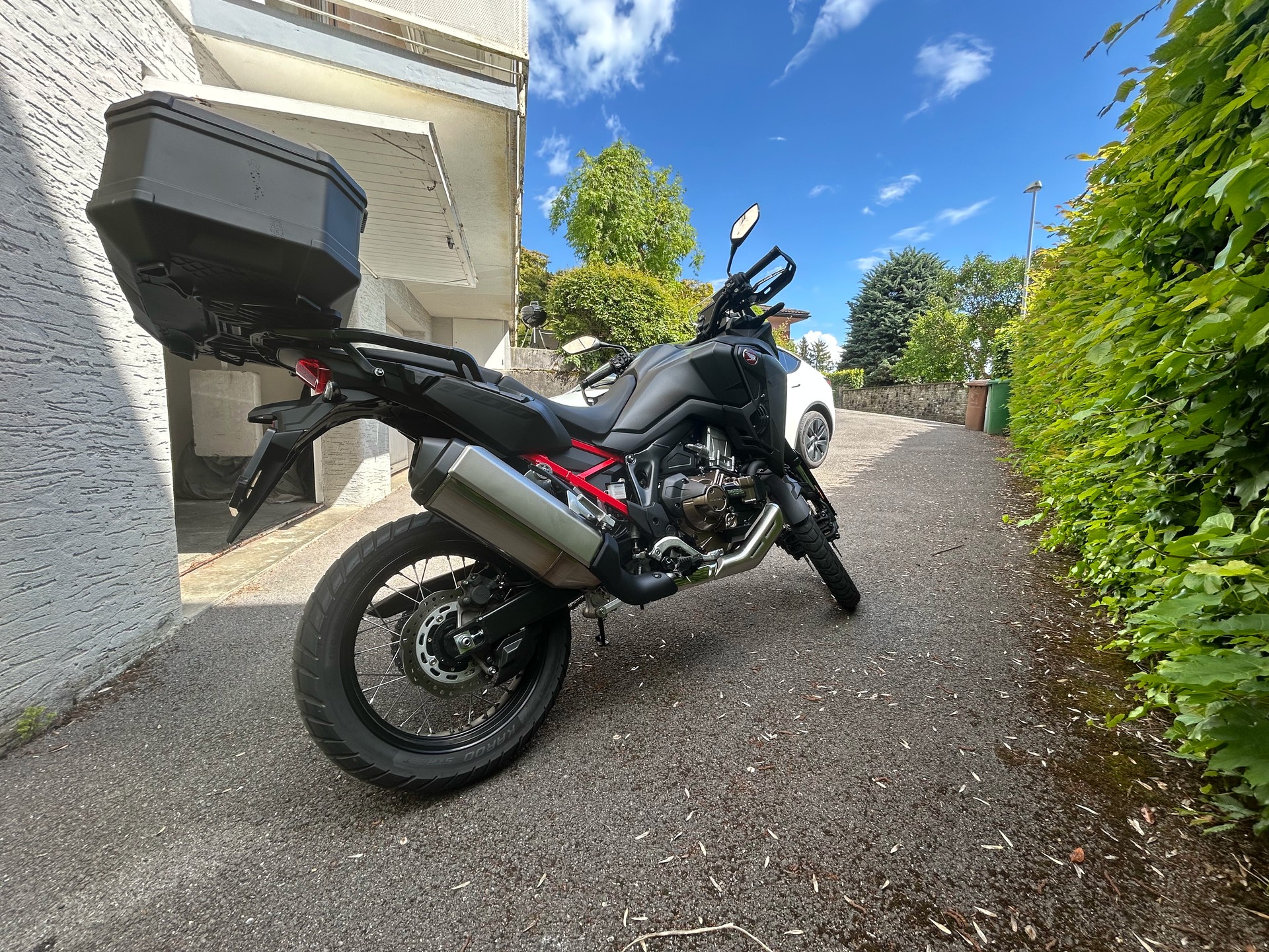 HONDA CRF 1100 DCT Africa Twin-image-3