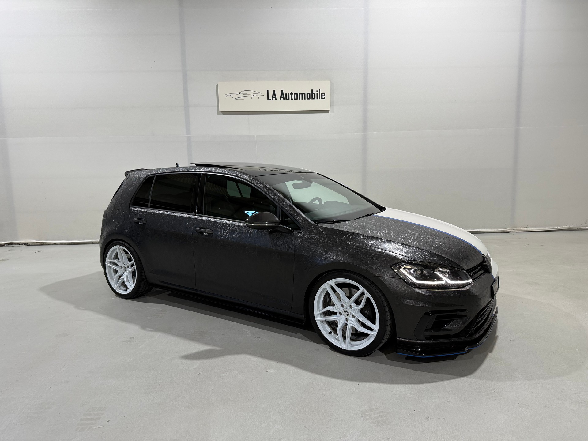 VW Golf 2.0 TSI R 4Motion DSG-image-5
