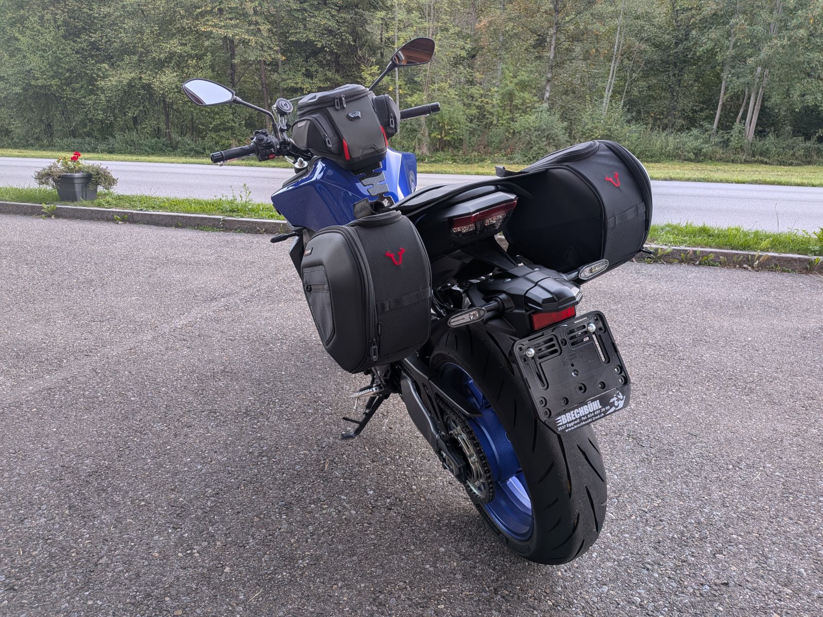 YAMAHA MT-09-image-4
