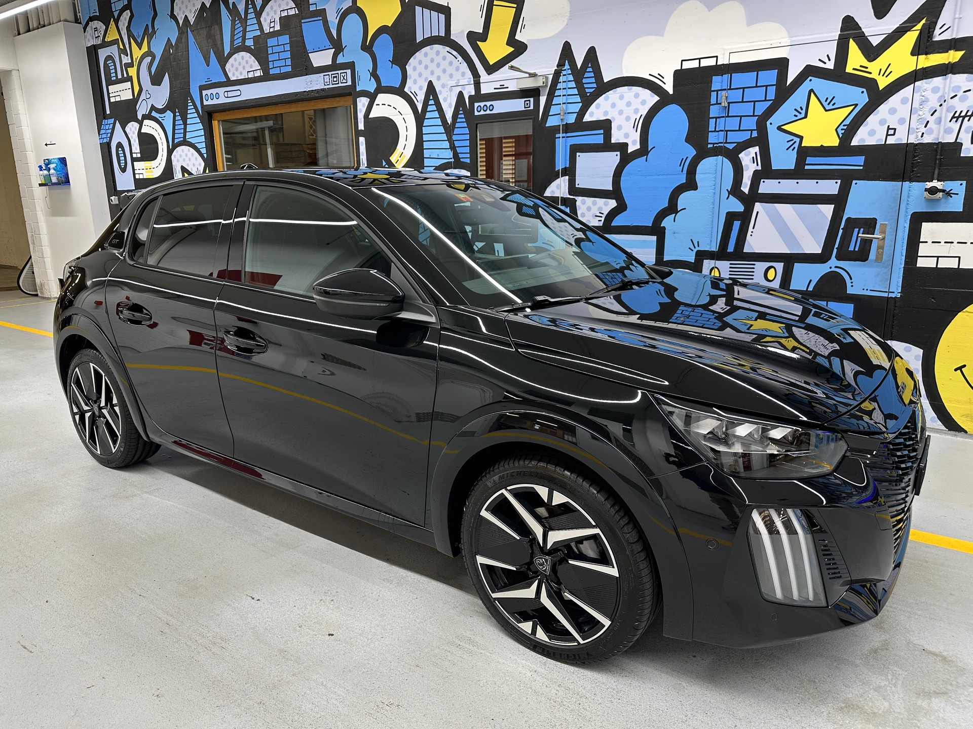 PEUGEOT 208 1.2 MHEV 145 GT