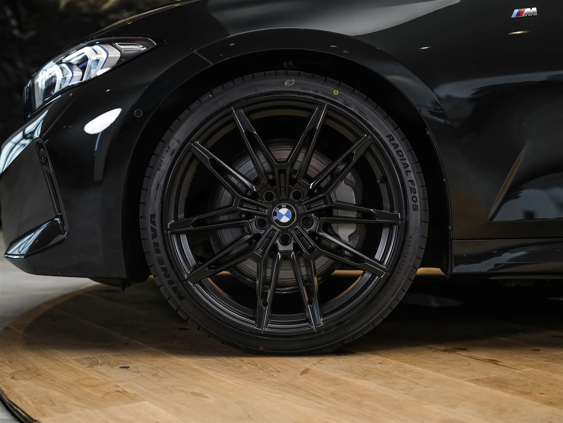 BMW 330d xDrive Steptronic M Sport Pro *Facelift*Werksgarantie*Panorama*360°*Head-Up*-image-18