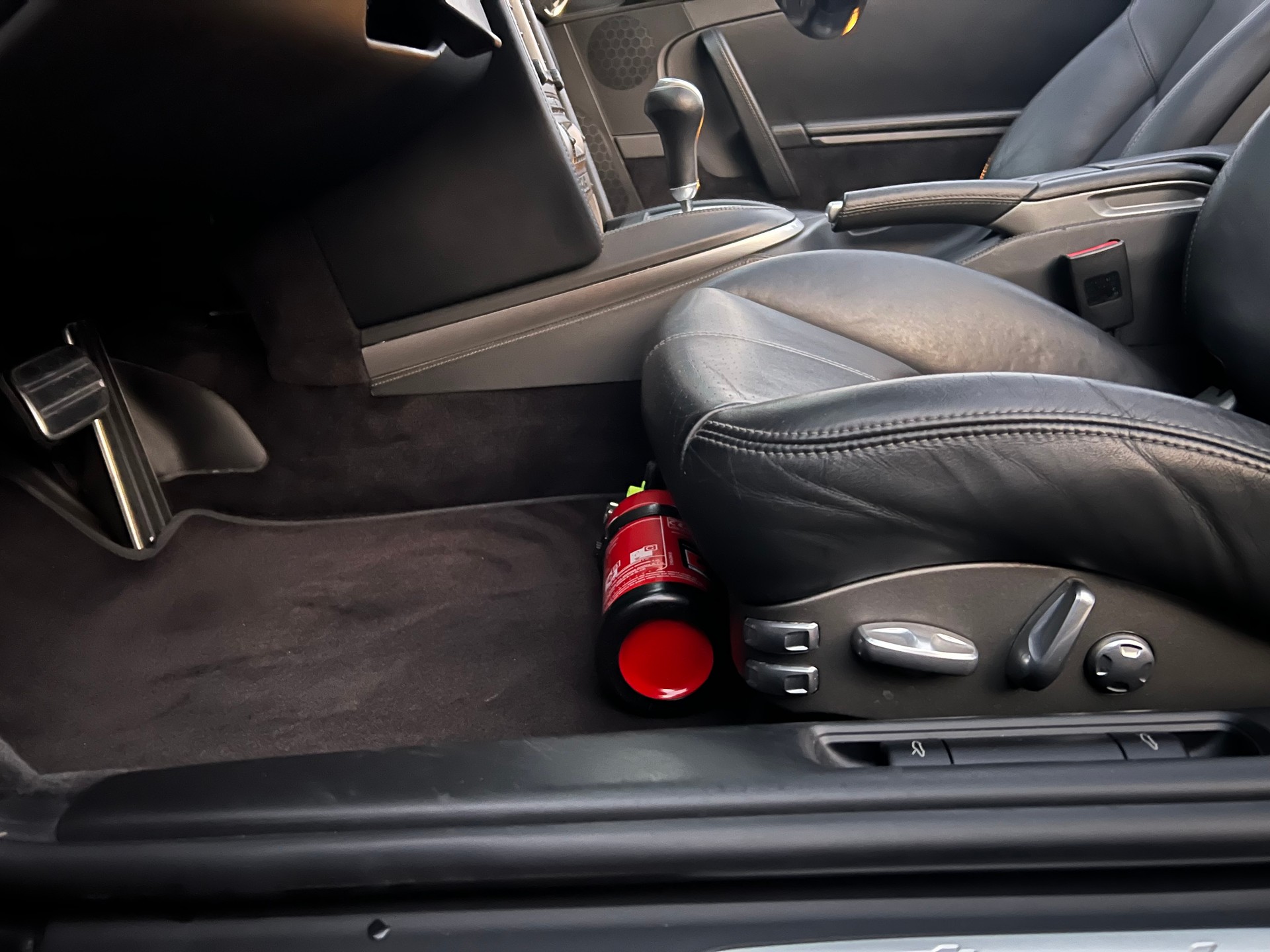 PORSCHE 911 Cabrio Turbo 997-image-13