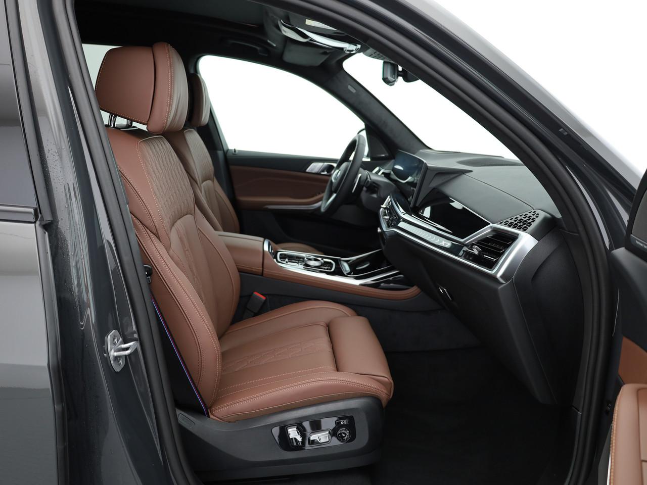 BMW X7 G07 40d xDrive SAG-image-12