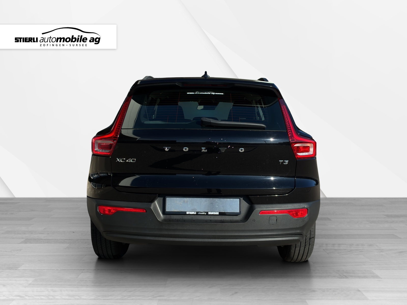 VOLVO XC40 1.5 T3 Momentum Light-image-5