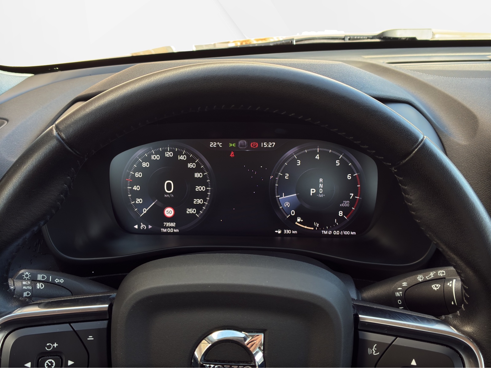 VOLVO XC40 1.5 T3 Momentum Light-image-15