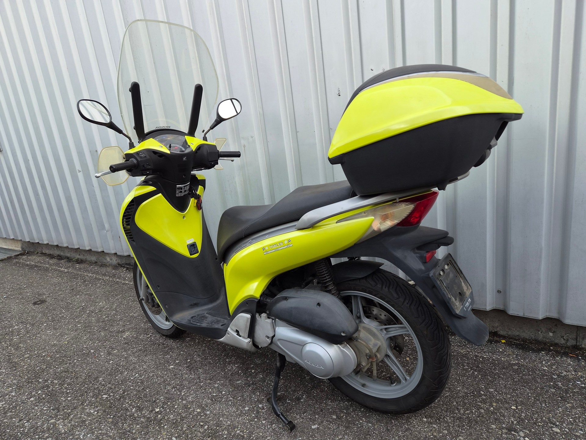HONDA SH 125 i MIT TOP BOX-image-9