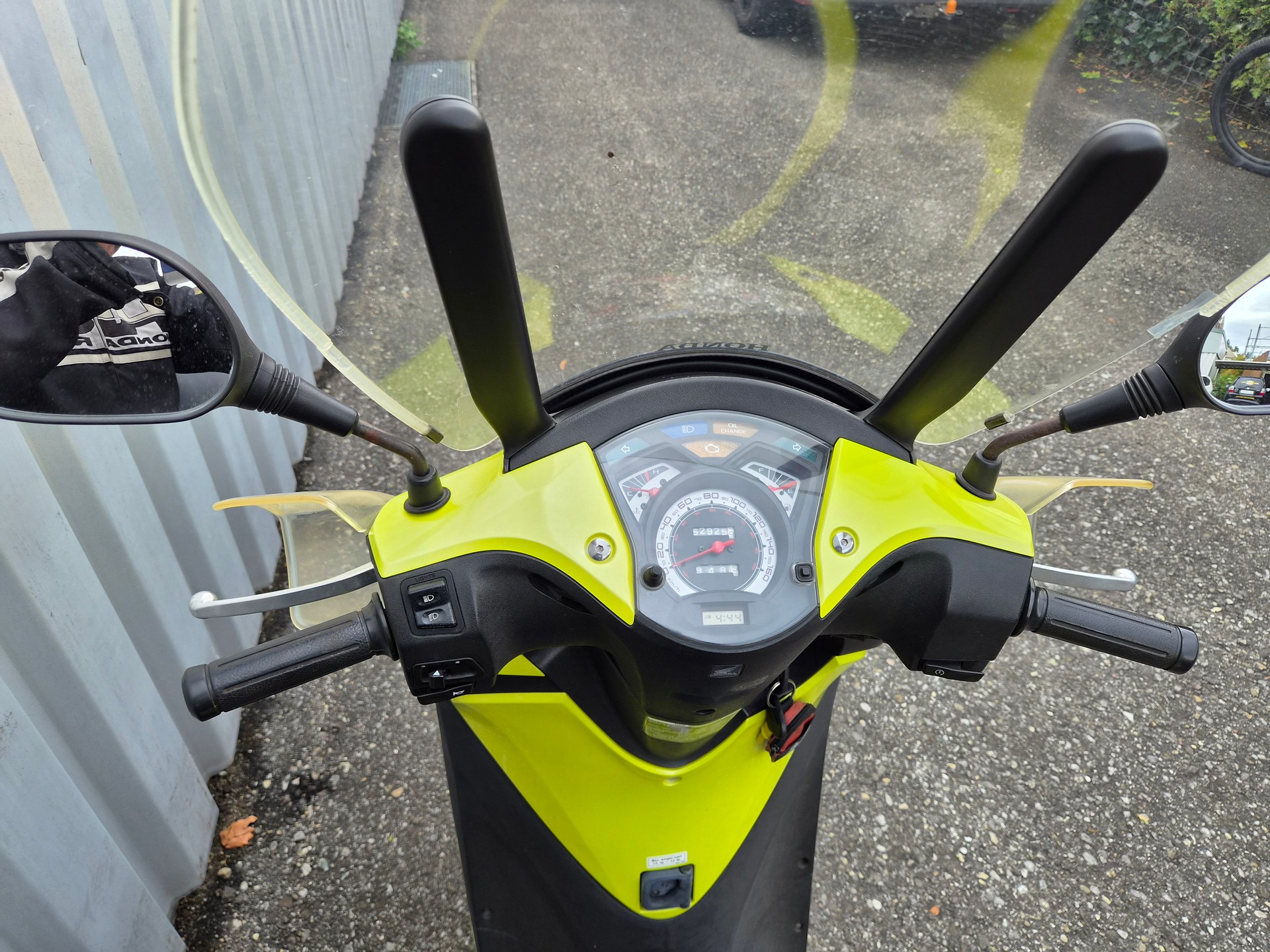 HONDA SH 125 i MIT TOP BOX-image-6