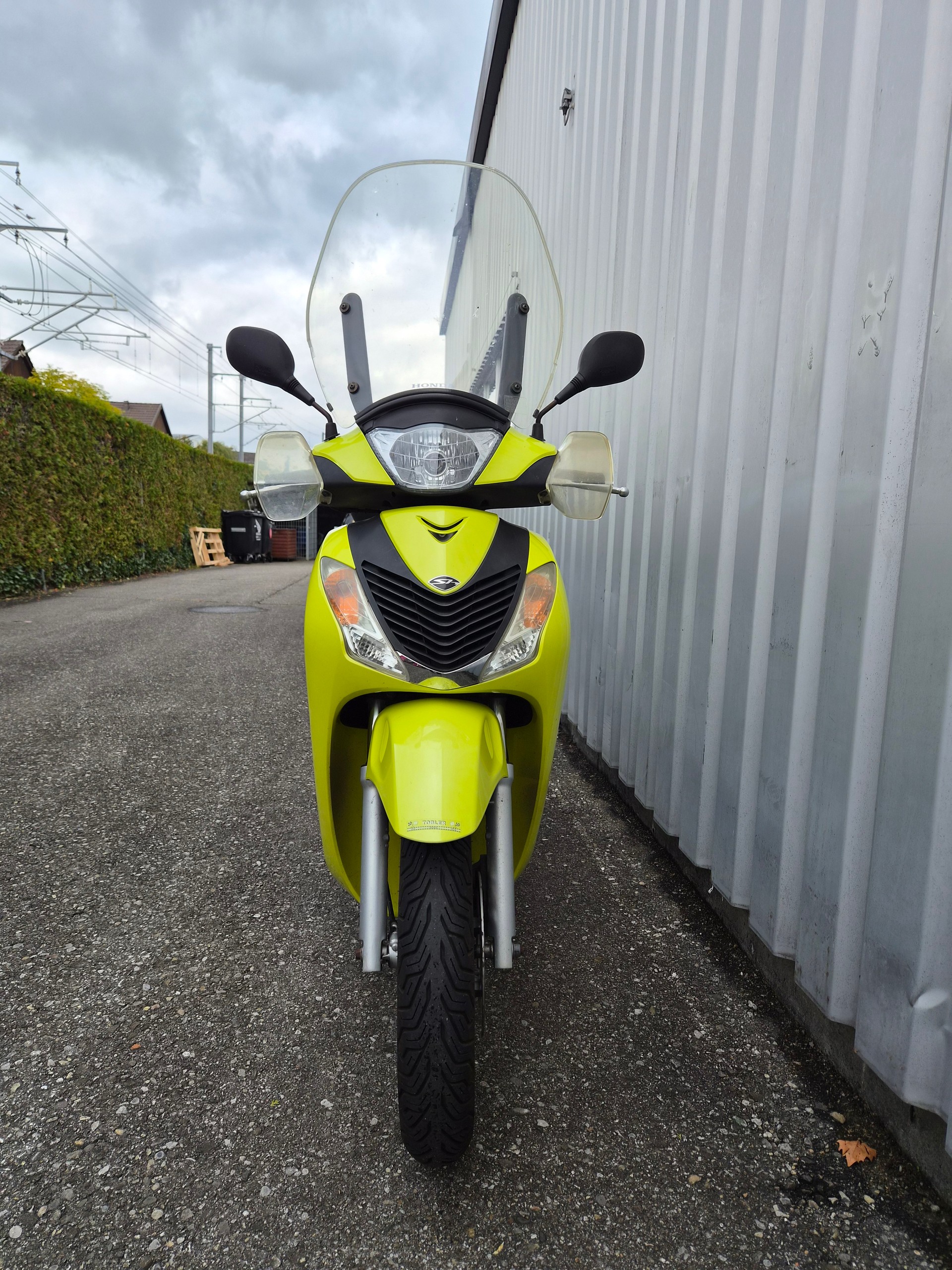 HONDA SH 125 i MIT TOP BOX-image-13