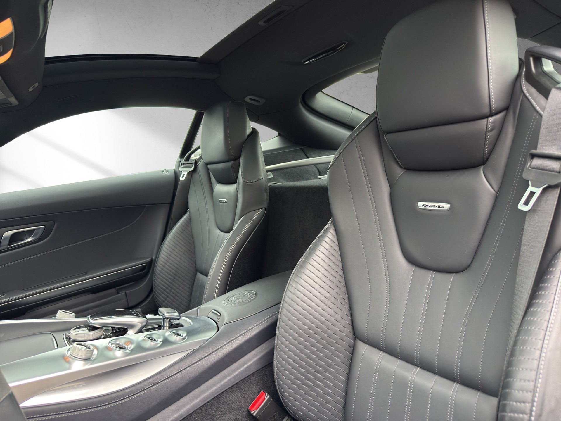 MERCEDES-BENZ AMG GT S Speedshift DCT-image-6