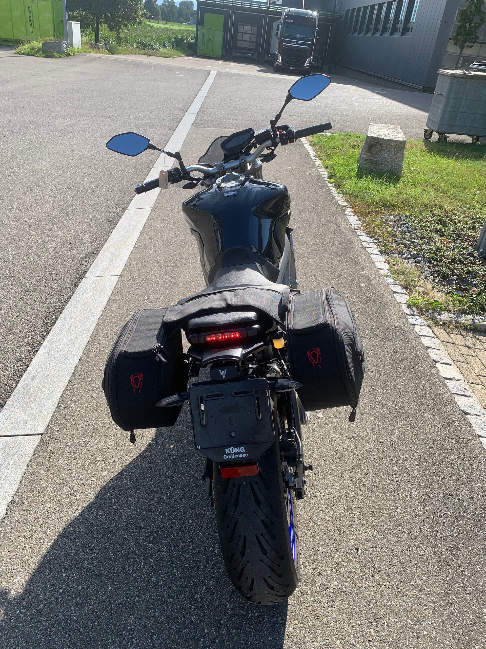 YAMAHA MT-09 ABS-image-3