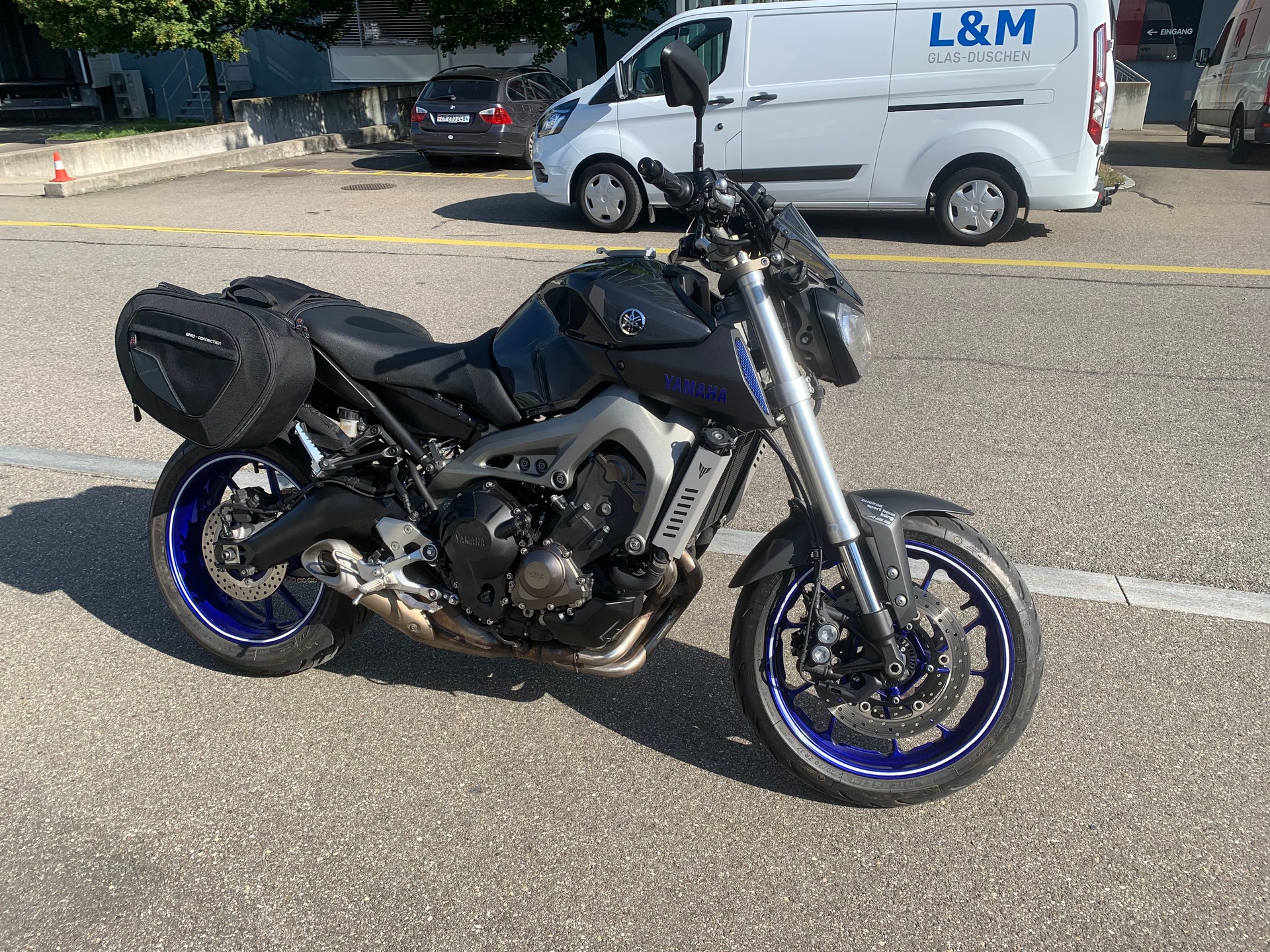 YAMAHA MT-09 ABS-image-1
