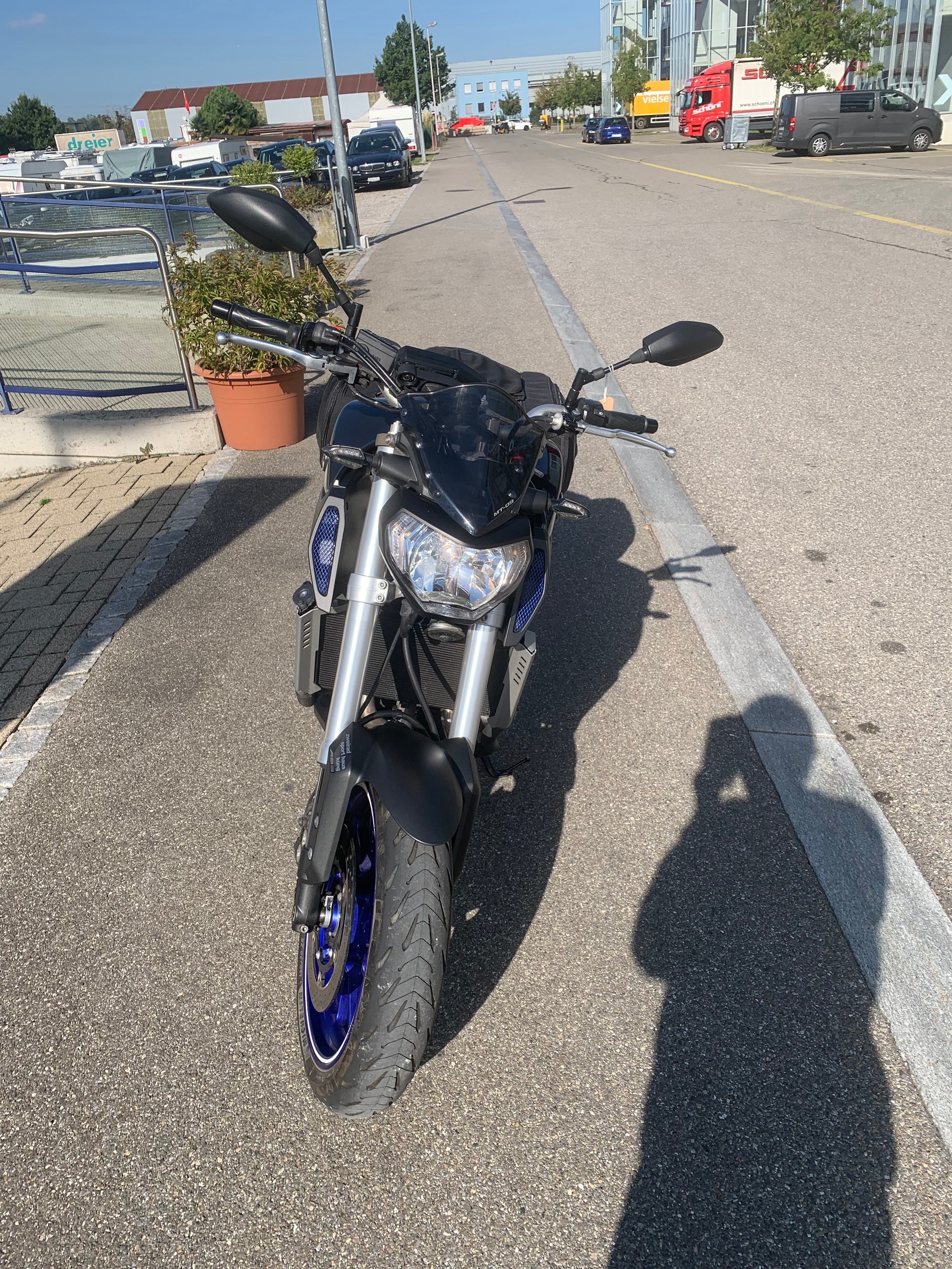 YAMAHA MT-09 ABS-image-2