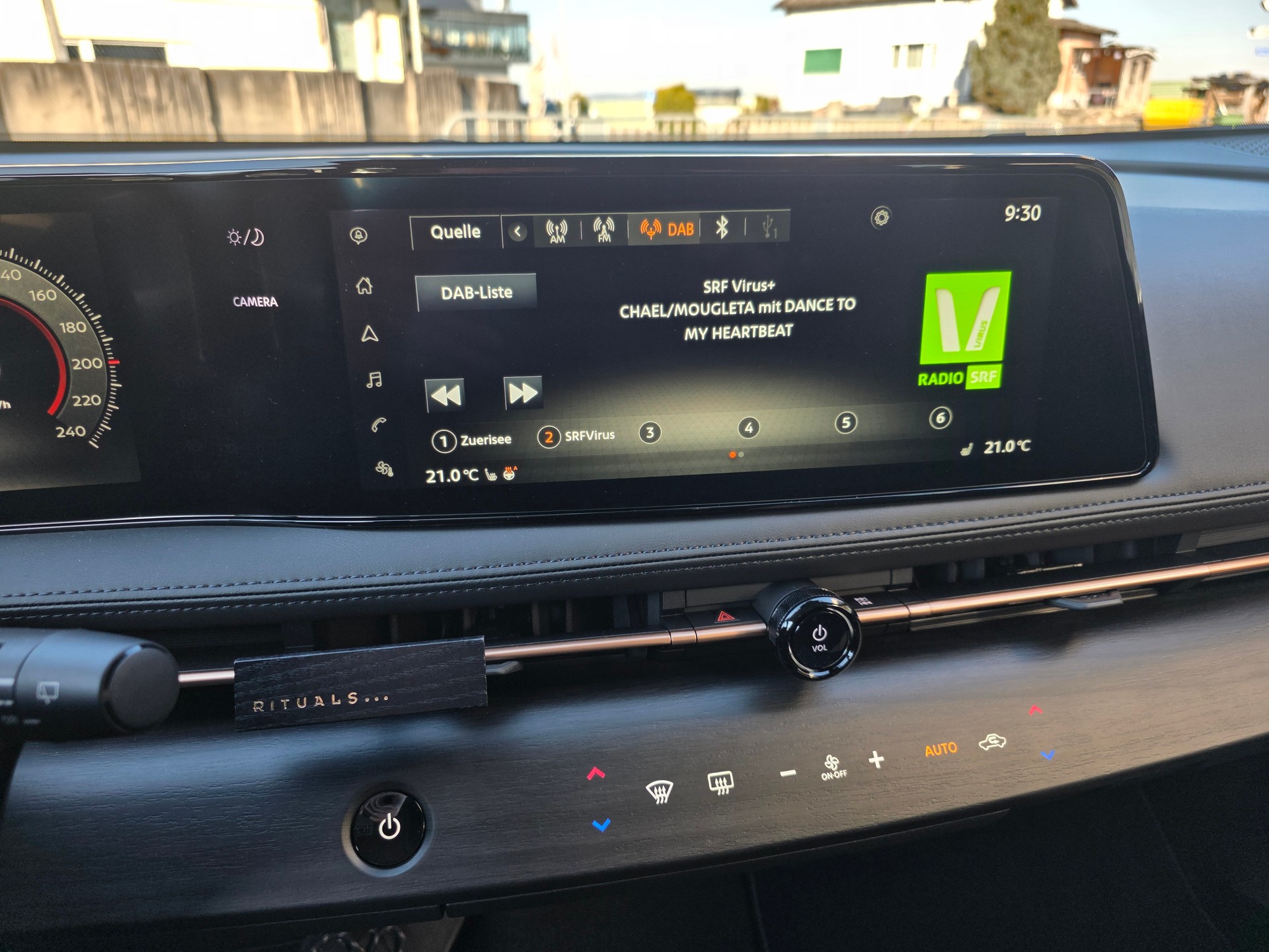 NISSAN Ariya 87 kWh Advance-image-13