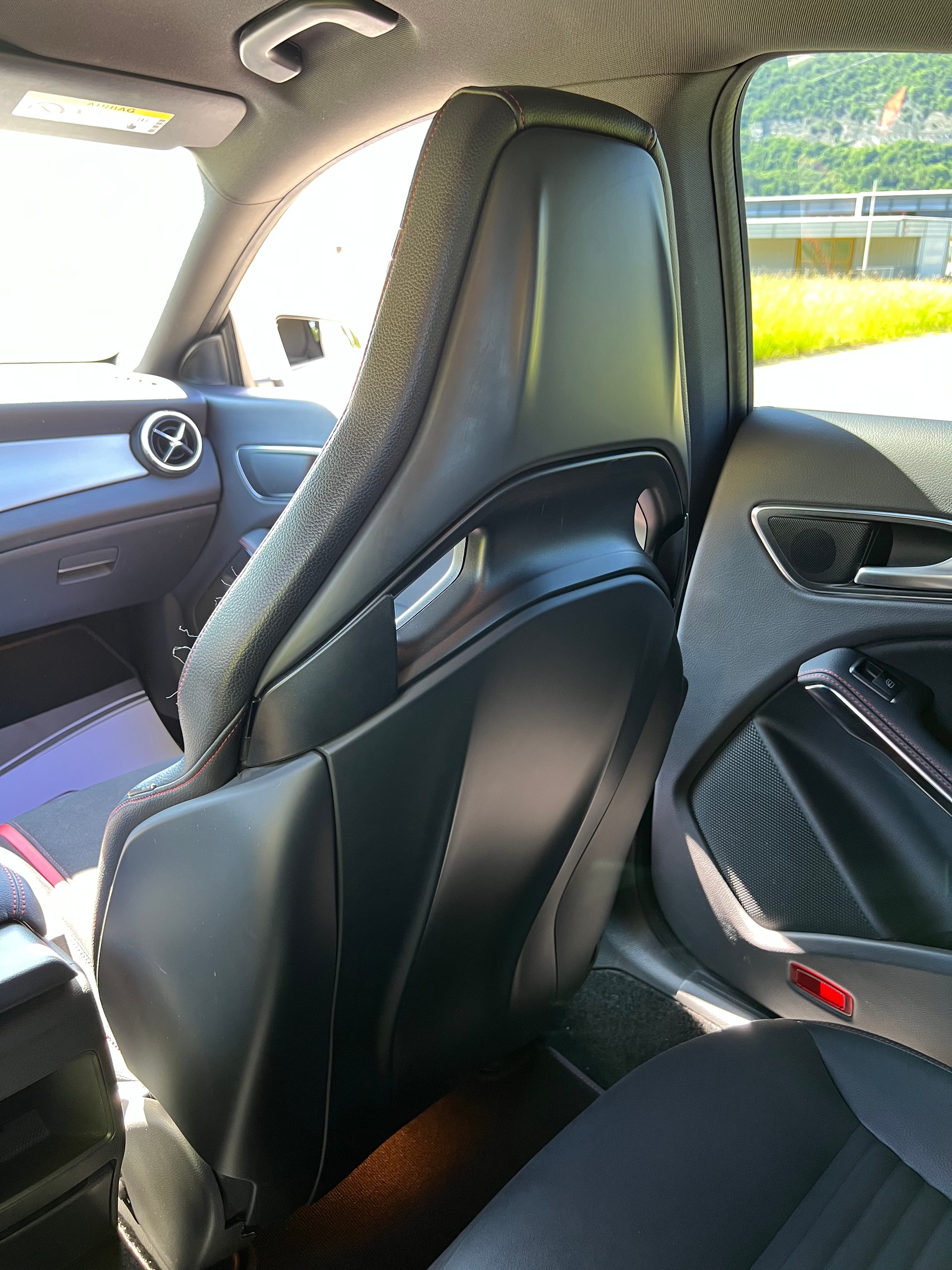 MERCEDES-BENZ CLA 45 AMG 4MATIC "360 PS ALLRAD" FRISCH AB MFK !! VON FRAU GEFAHREN MIT 8 RÄDER.-image-16