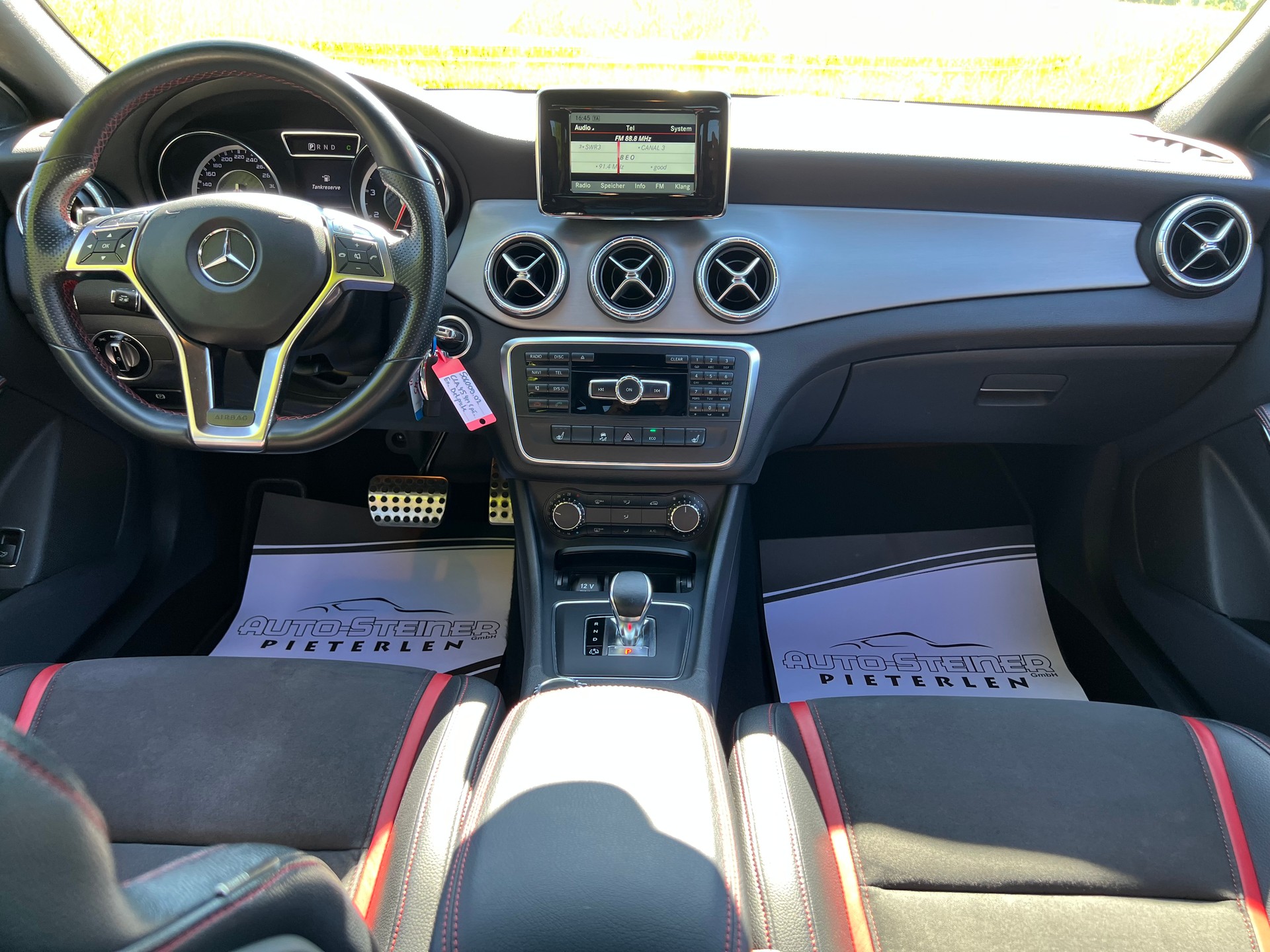 MERCEDES-BENZ CLA 45 AMG 4MATIC "360 PS ALLRAD" FRISCH AB MFK !! VON FRAU GEFAHREN MIT 8 RÄDER.-image-24