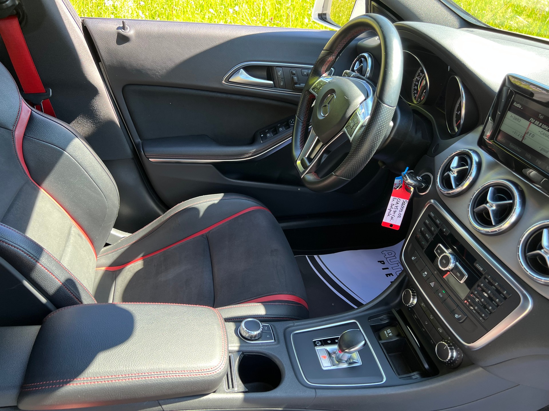 MERCEDES-BENZ CLA 45 AMG 4MATIC "360 PS ALLRAD" FRISCH AB MFK !! VON FRAU GEFAHREN MIT 8 RÄDER.-image-30