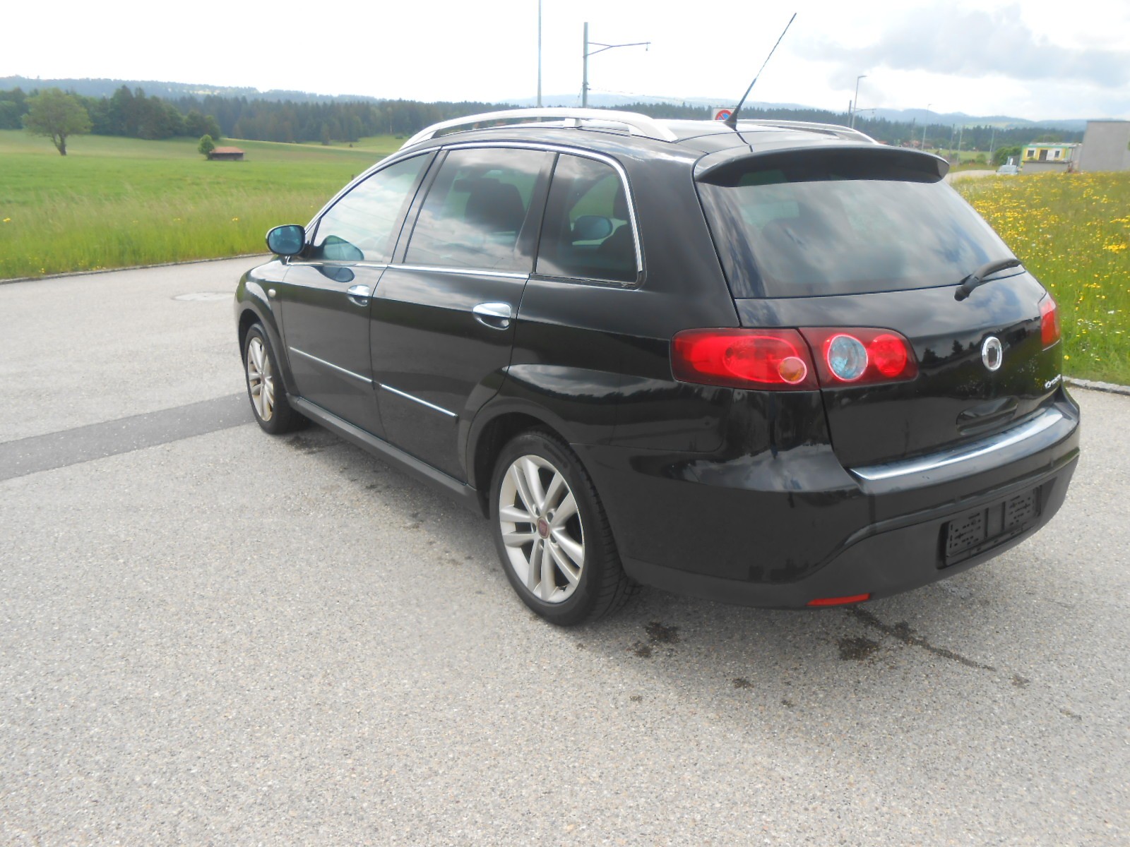 FIAT Croma 1.8 Dynamic-image-6