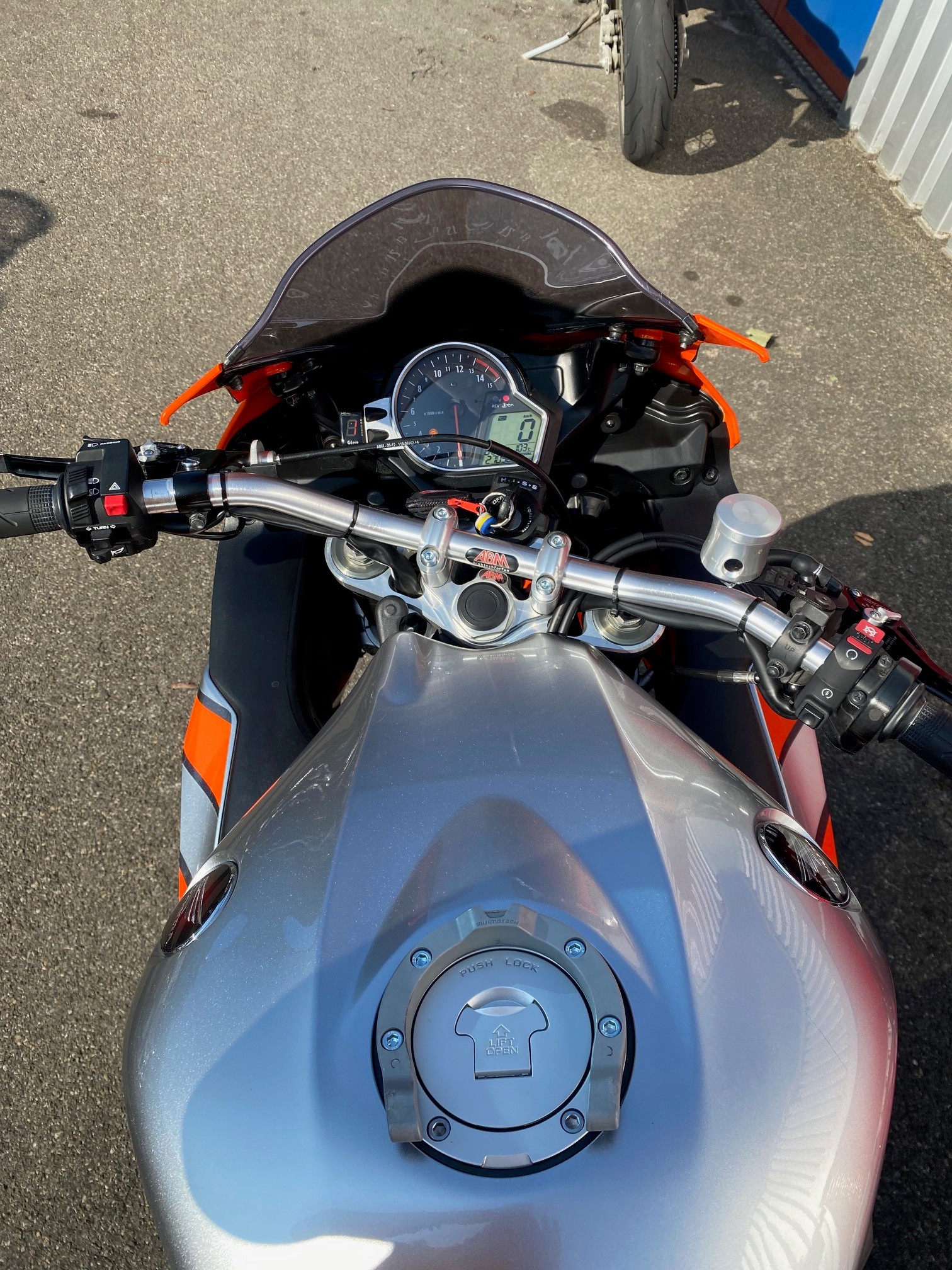 HONDA CBR 1000 RA ABS-image-3