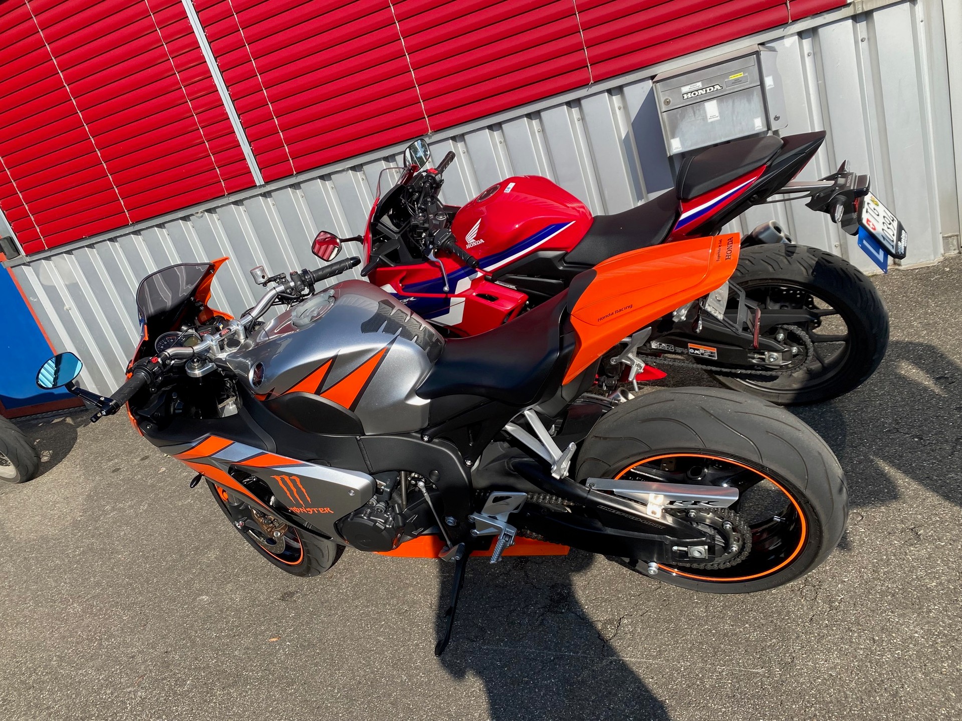 HONDA CBR 1000 RA ABS-image-1
