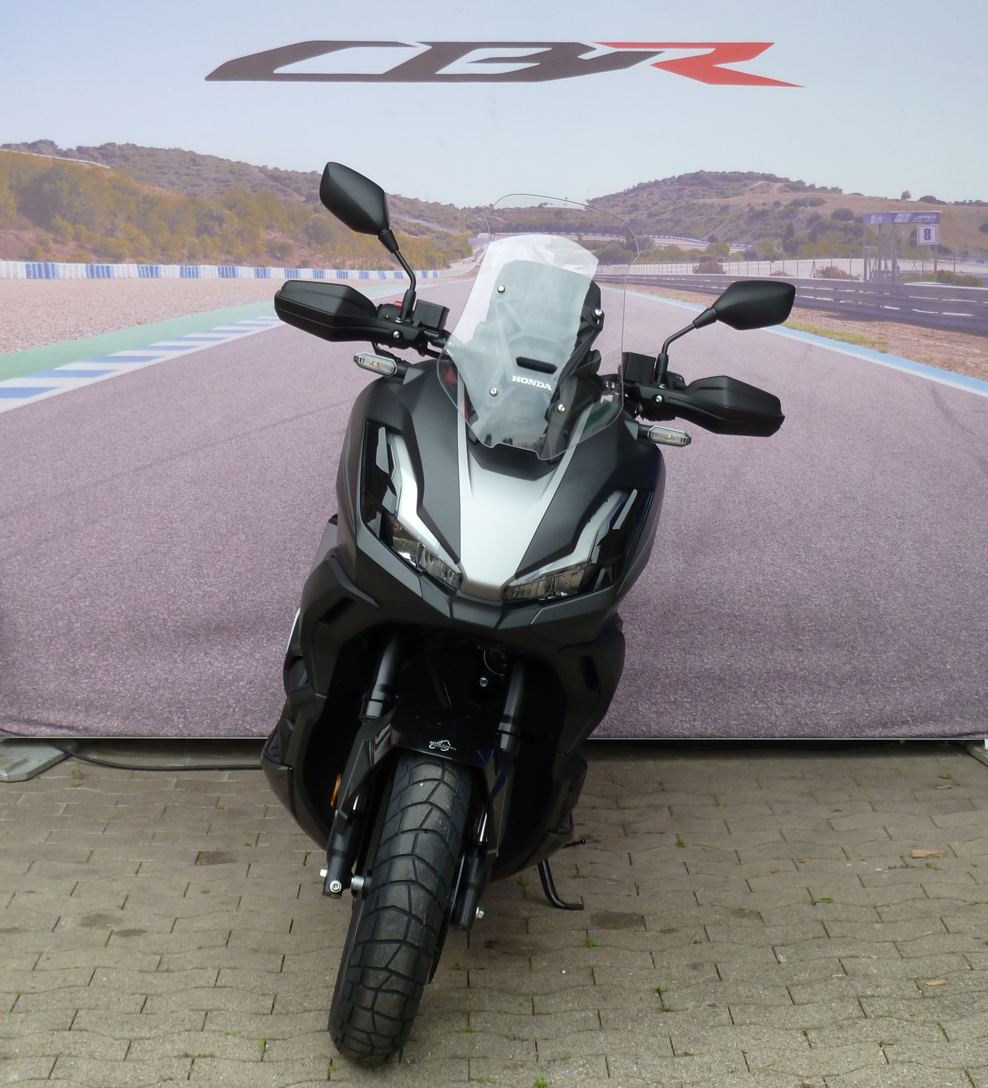 HONDA ADV 350-image-1