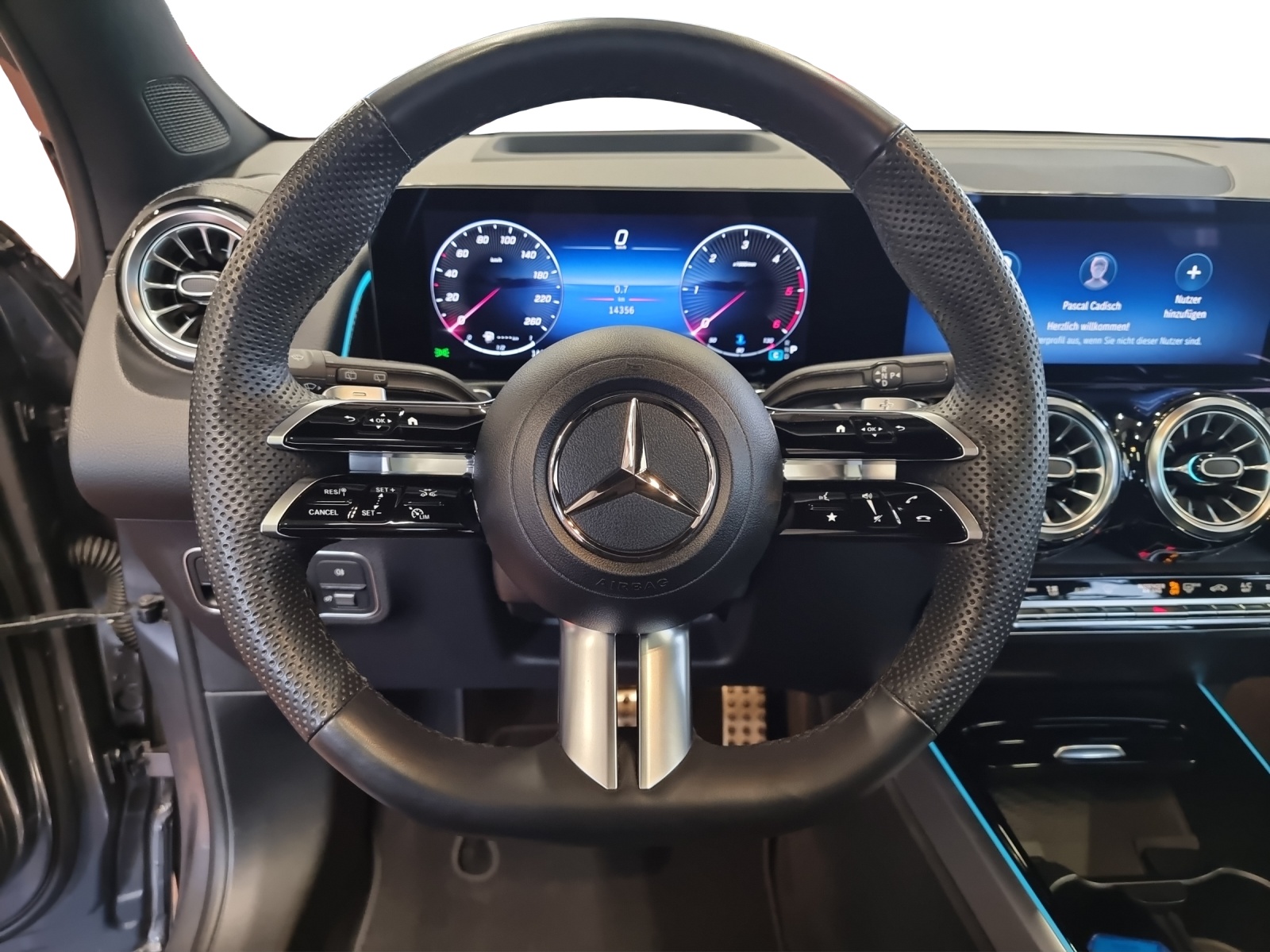 MERCEDES-BENZ GLB 220 d 4M 8G-Tronic-image-10