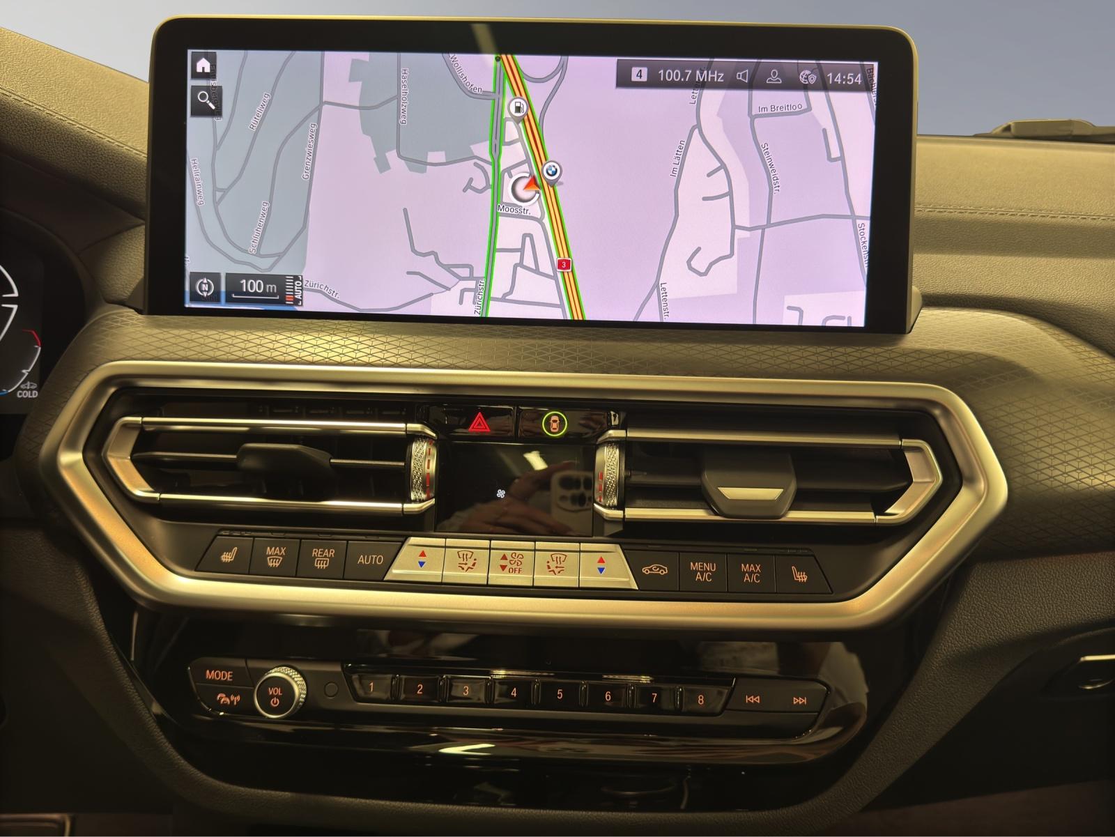 BMW X3 xDrive 30i MSport-image-16