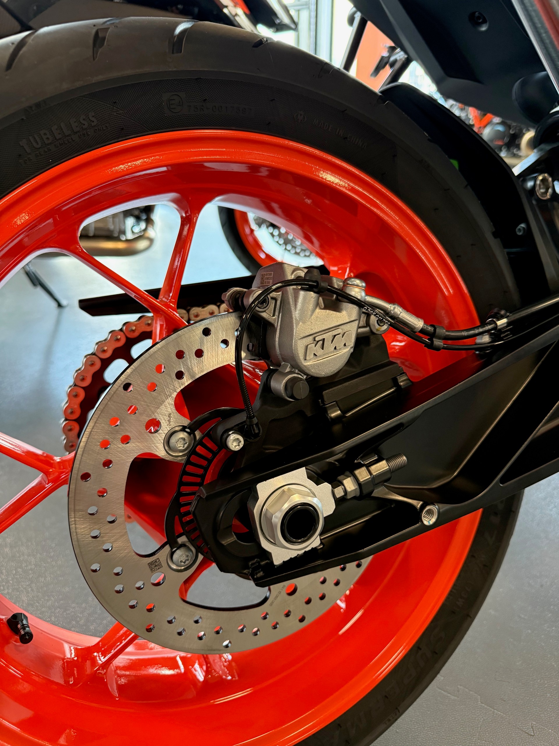 KTM 790 Duke 2026-image-6