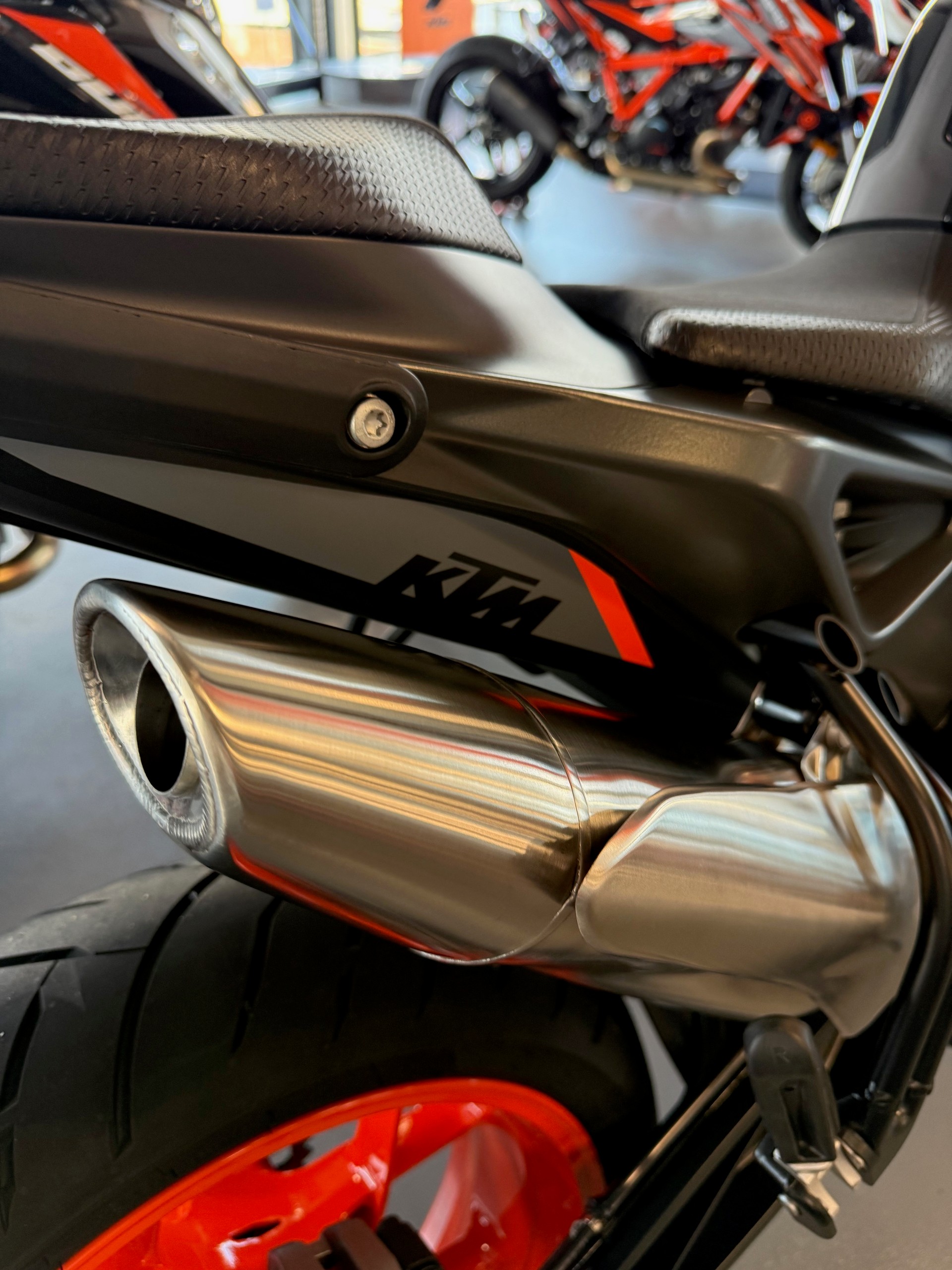 KTM 790 Duke 2026-image-9