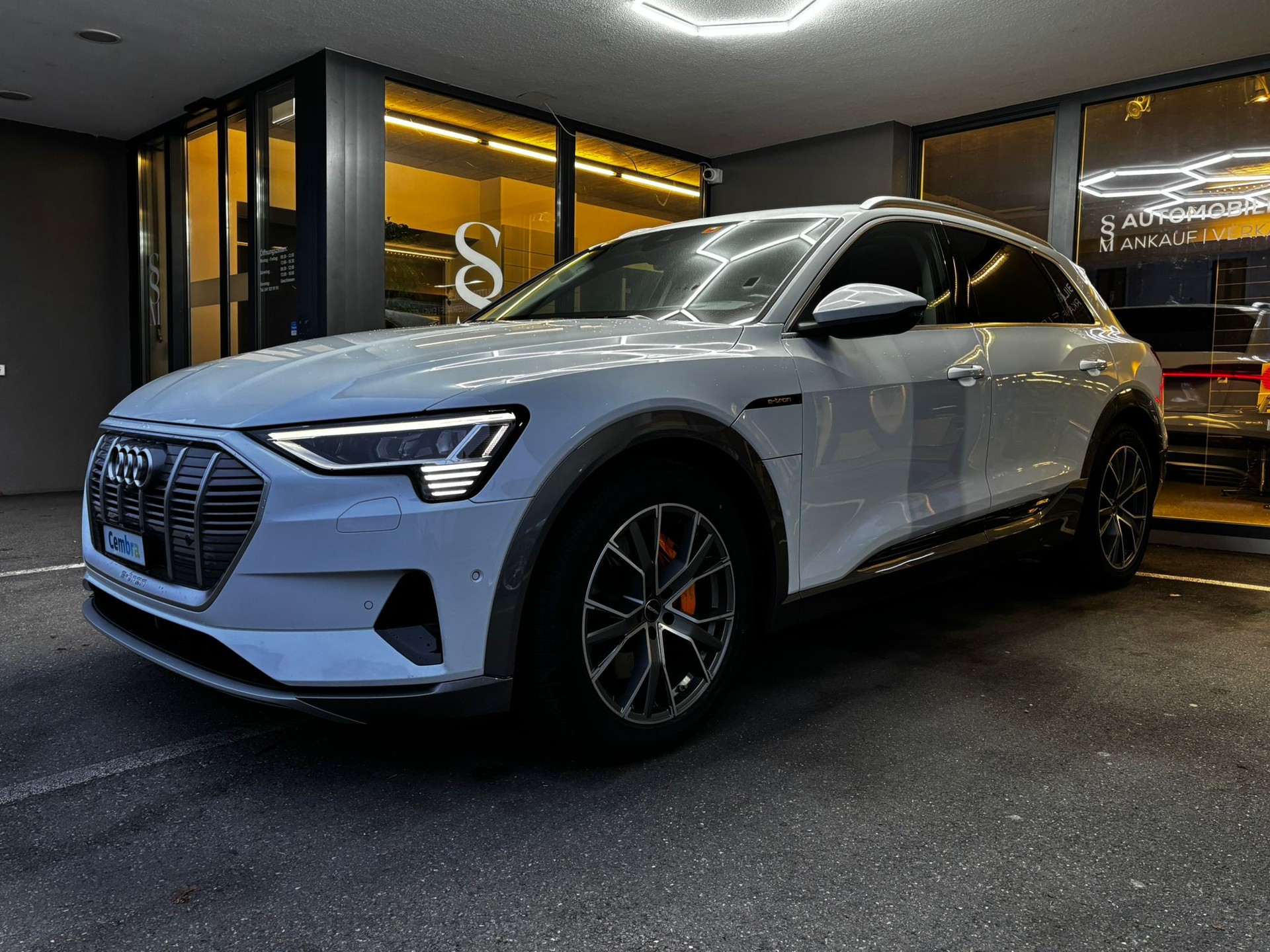 AUDI e-tron 55 quattro