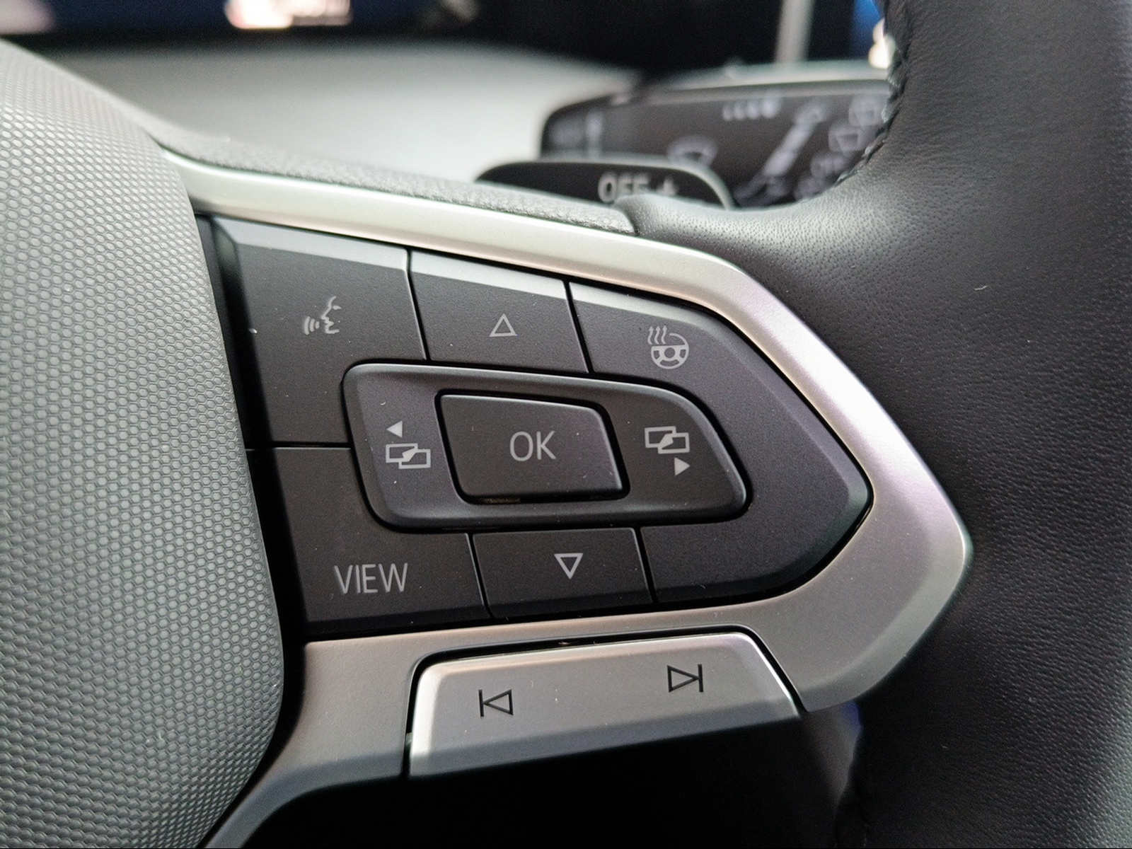 VW VW Golf Life 150PS DSG eTSI / Vorführwagen-image-11
