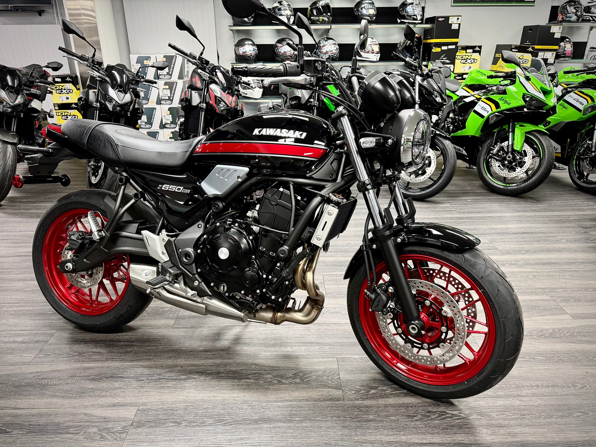 KAWASAKI Z 650 RS-image-1
