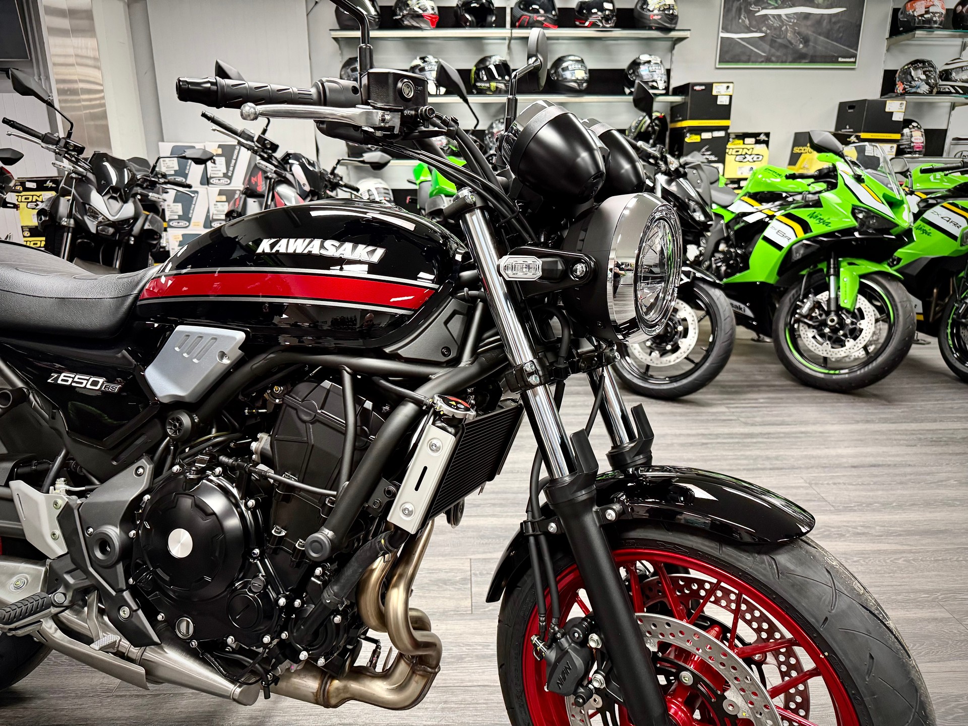 KAWASAKI Z 650 RS-image-6