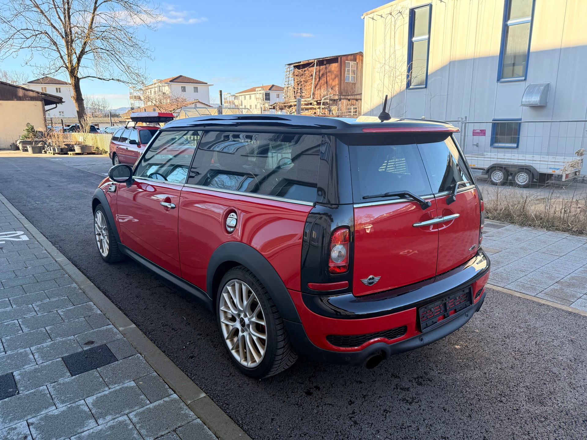 MINI Clubman Cooper John Cooper Works-image-8
